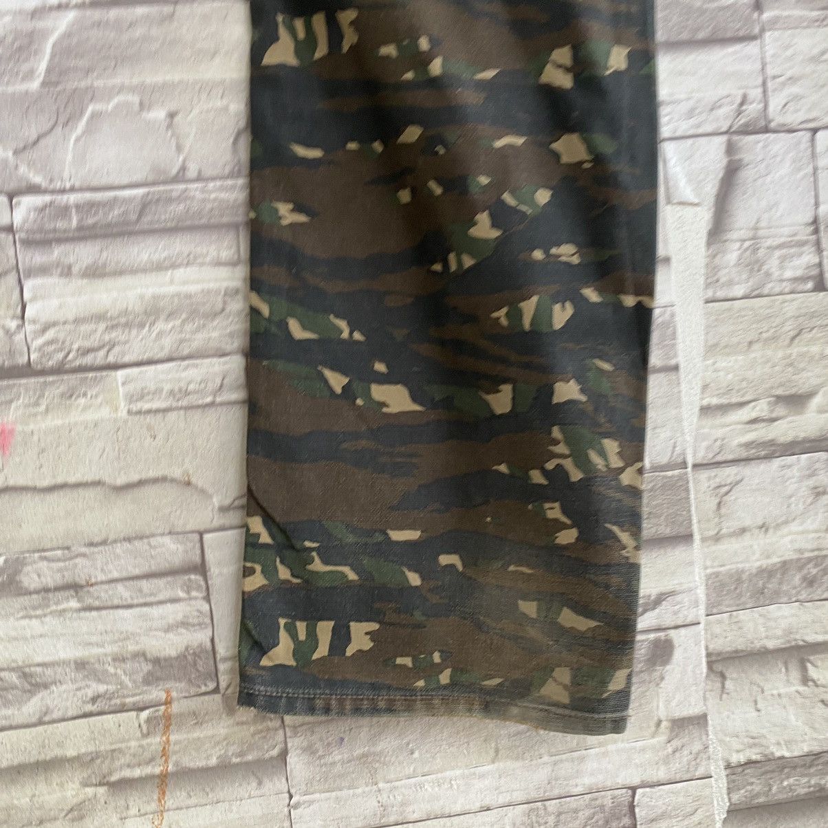 Spellbound Japanese Brand Spellbound Tiger Stripe Camo Pants Size US 29 - 11 Thumbnail
