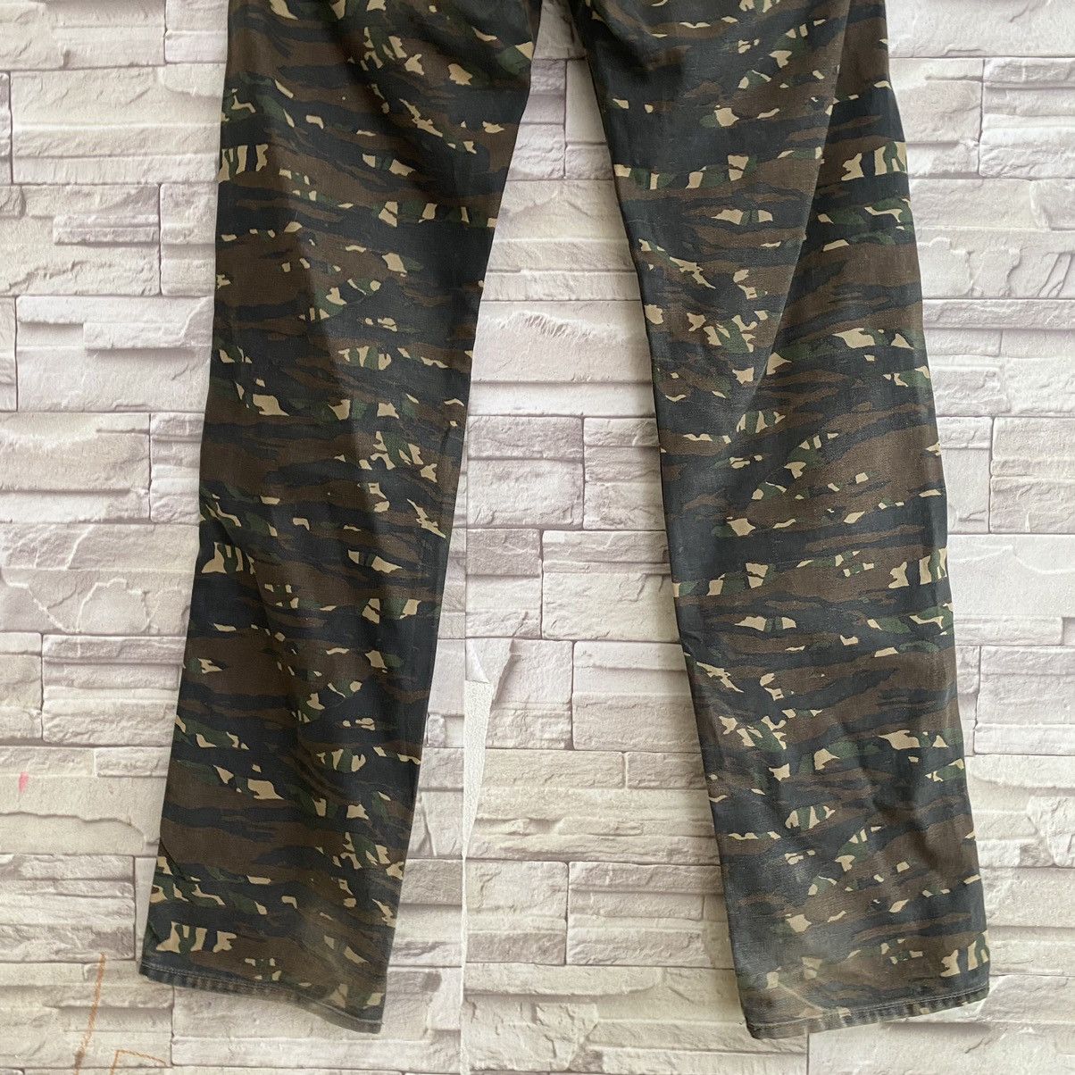 Spellbound Japanese Brand Spellbound Tiger Stripe Camo Pants Size US 29 - 10 Thumbnail