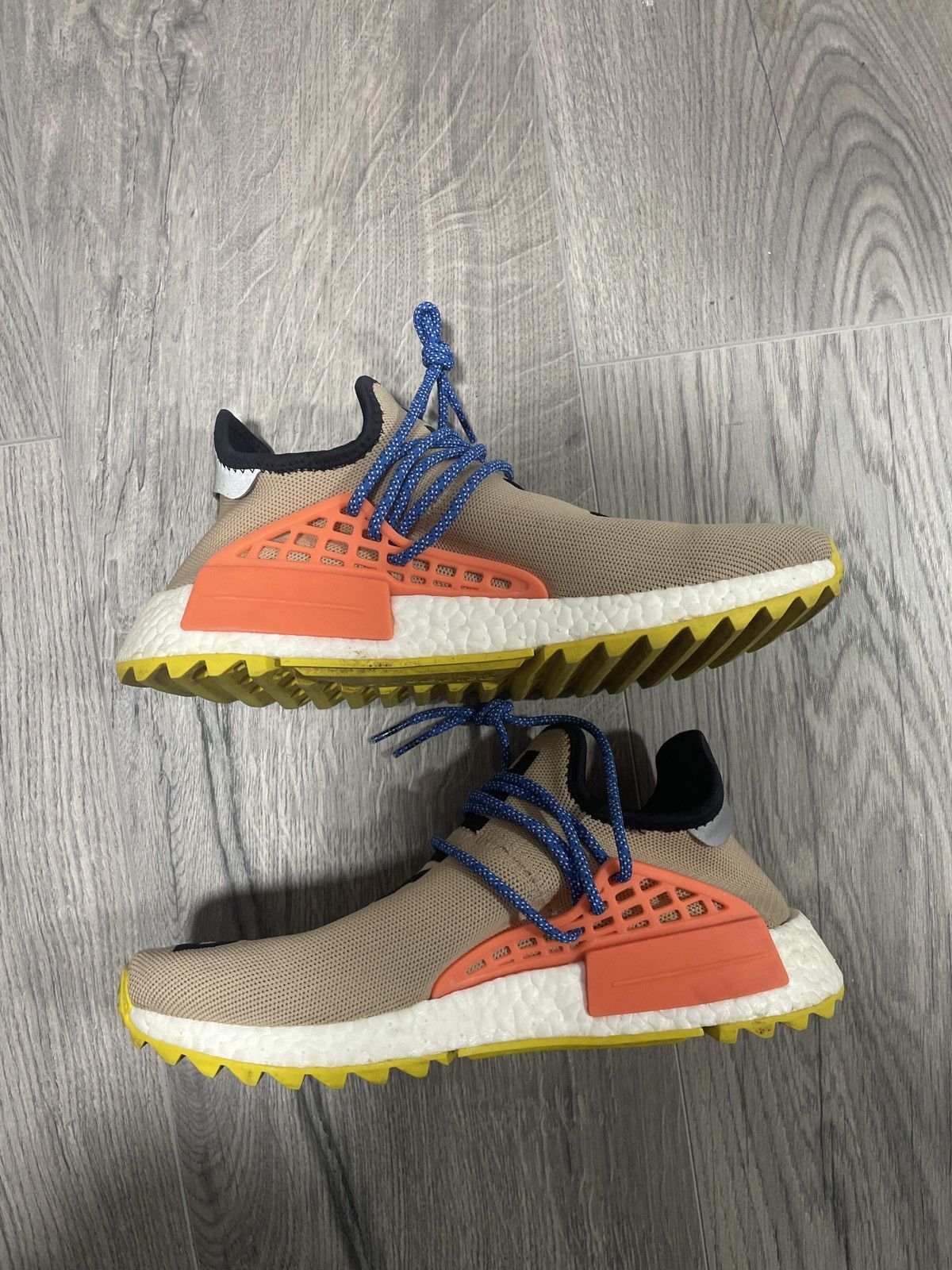 Pharrell Pharrell x NMD Trail Human Race 2017 Size US 10 / EU 43 - 4 Thumbnail