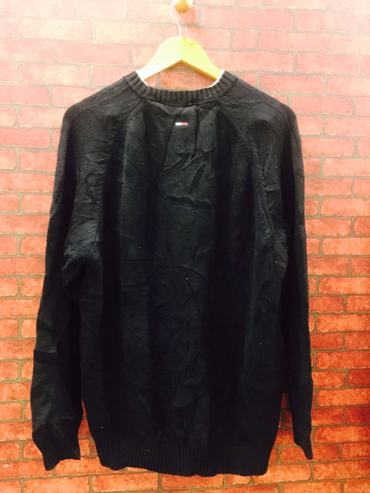 Tommy Hilfiger × Vintage TOMMY HILFIGER big logo Sweater Knitwear Vintage Size US L / EU 52-54 / 3 - 2 Thumbnail