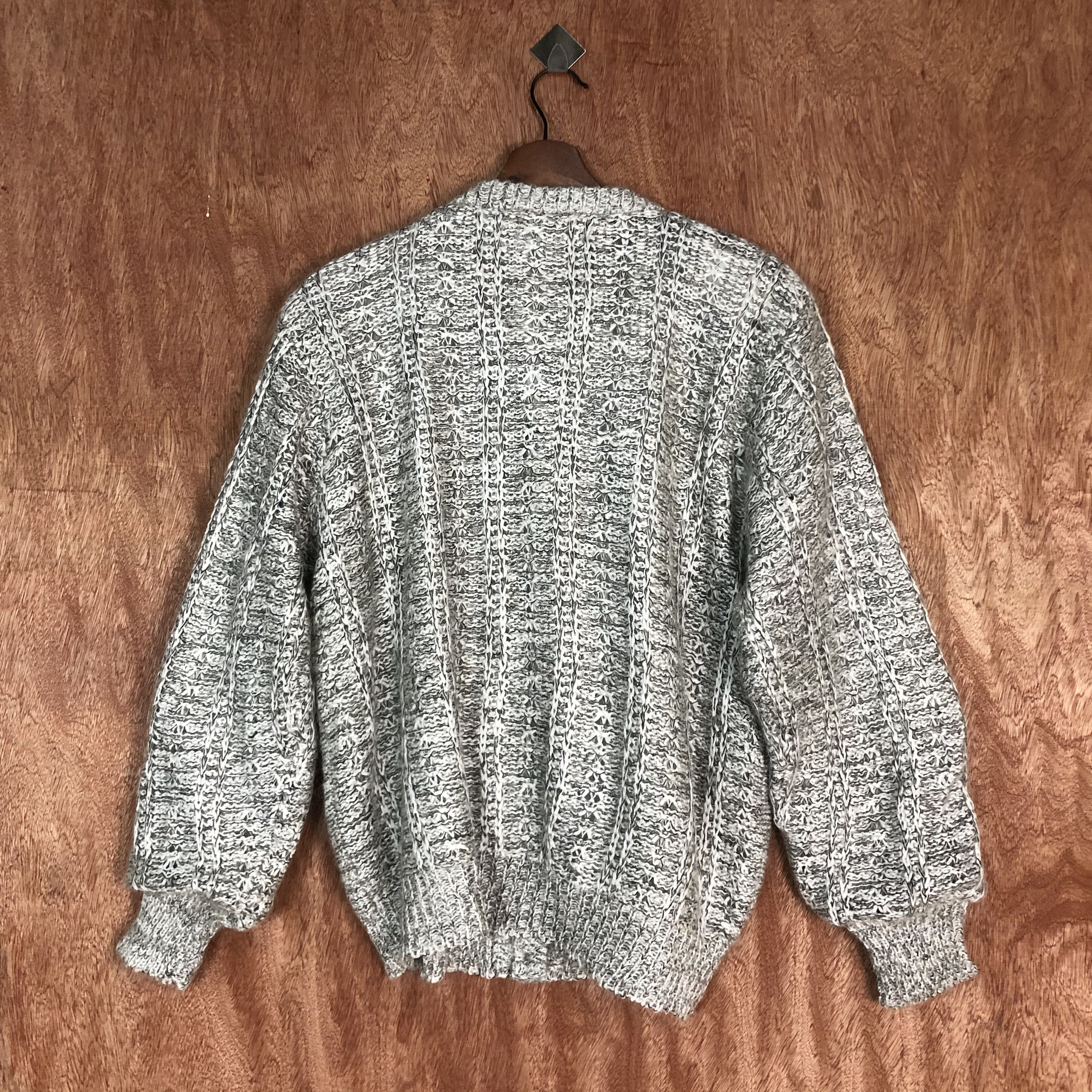 Vintage DLL Sun Beauty White SHaggy aran isle Knitwear #c559 Size US M / EU 48-50 / 2 - 9 Thumbnail