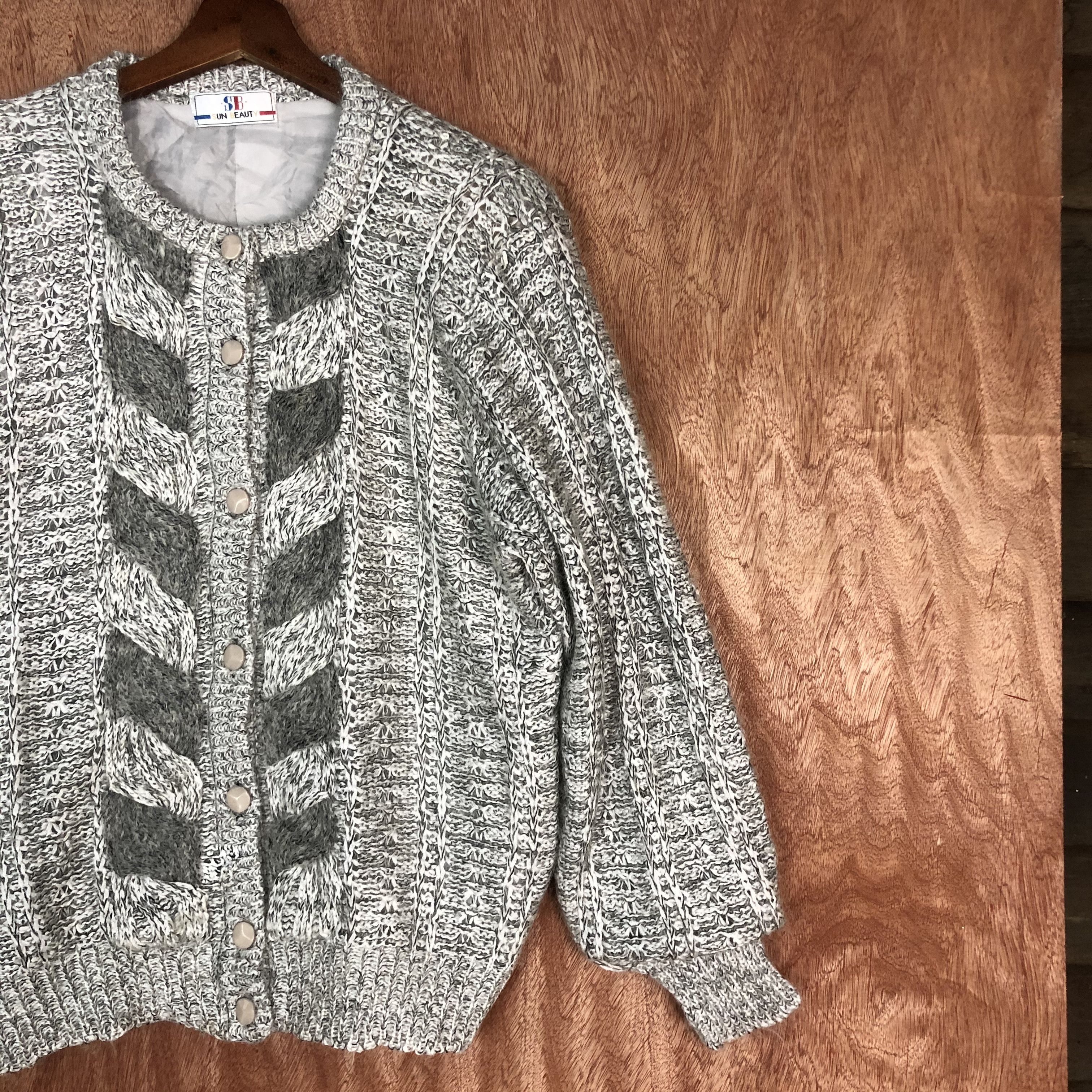 Vintage DLL Sun Beauty White SHaggy aran isle Knitwear #c559 Size US M / EU 48-50 / 2 - 5 Thumbnail