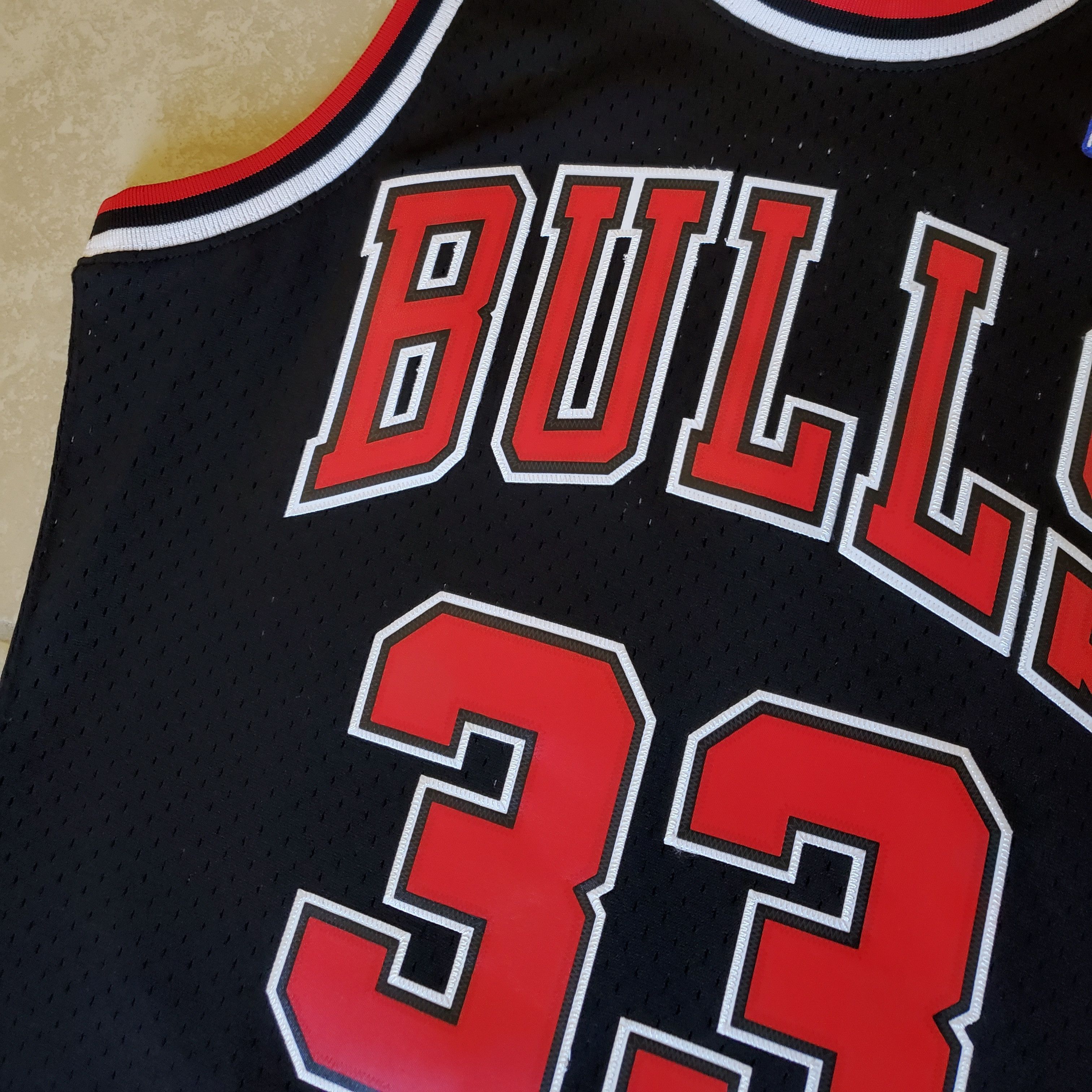 Mitchell & Ness × NBA × Vintage SCOTTIE PIPPEN JERSEY Size US S / EU 44-46 / 1 - 5 Thumbnail