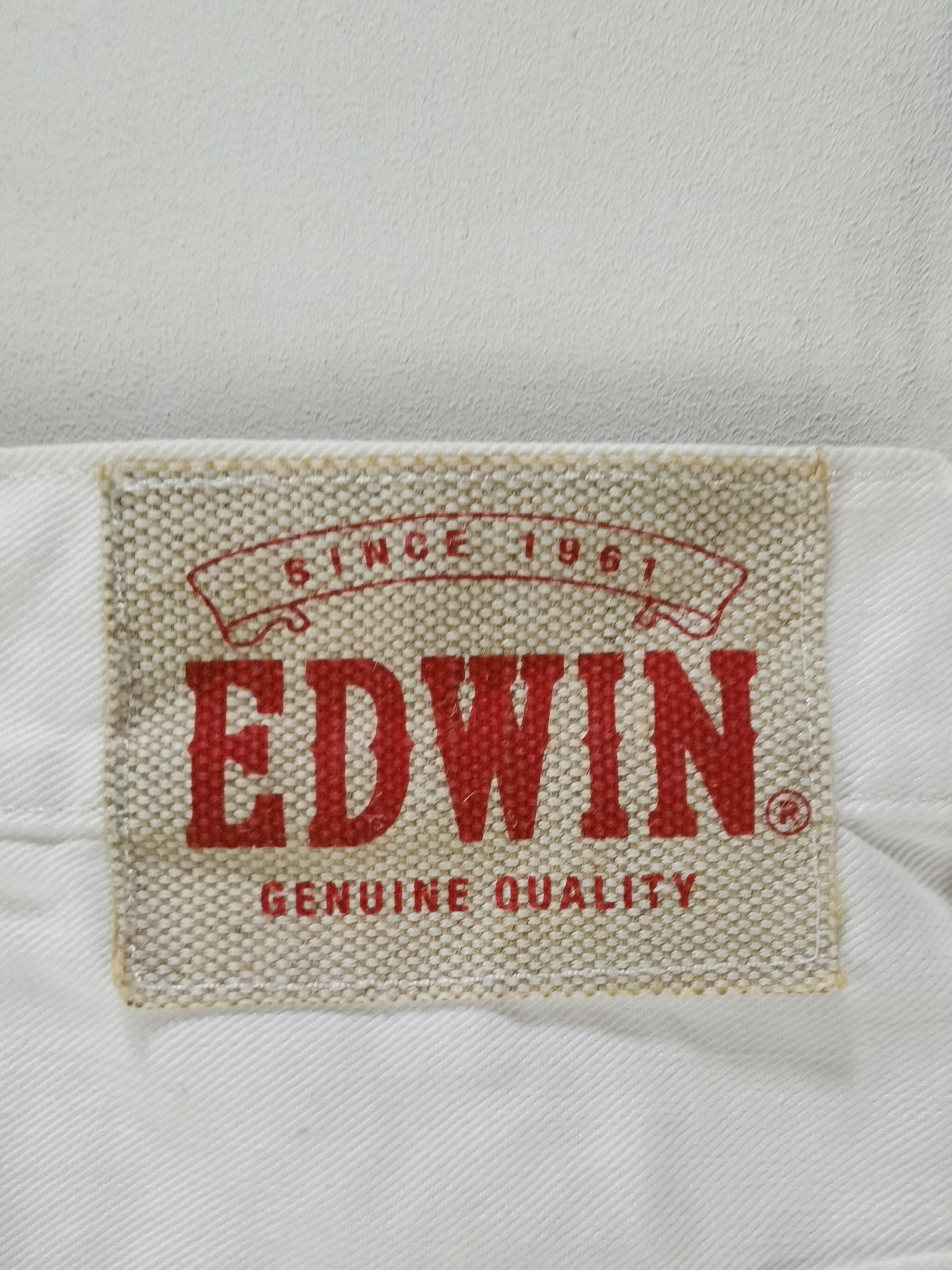 P4 superwhite EDWIN crop three quarter jeans pant exclusive