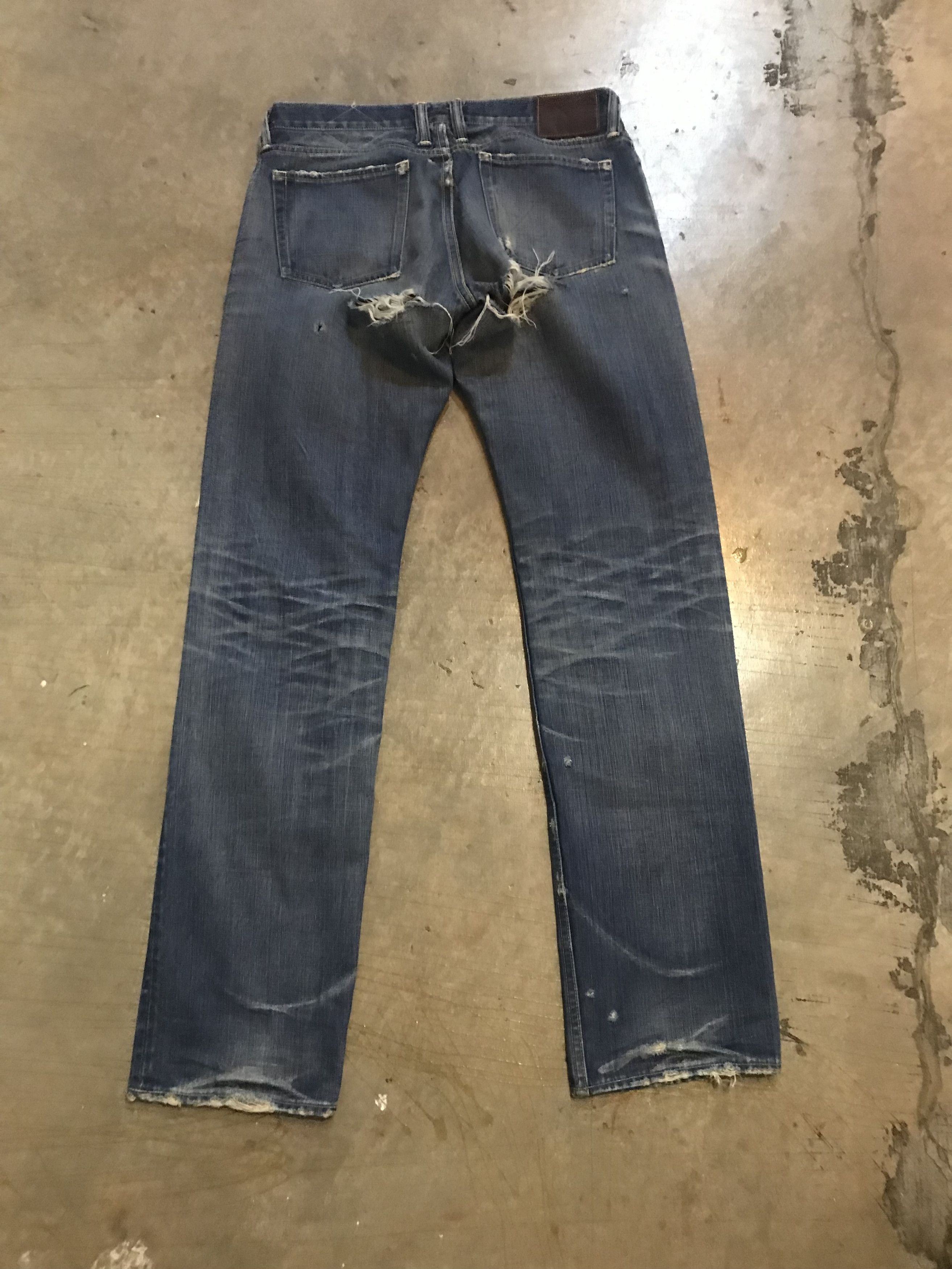 TMT TMT Japan distressed thermal layer selvedge pants Size US 33 - 6 Thumbnail
