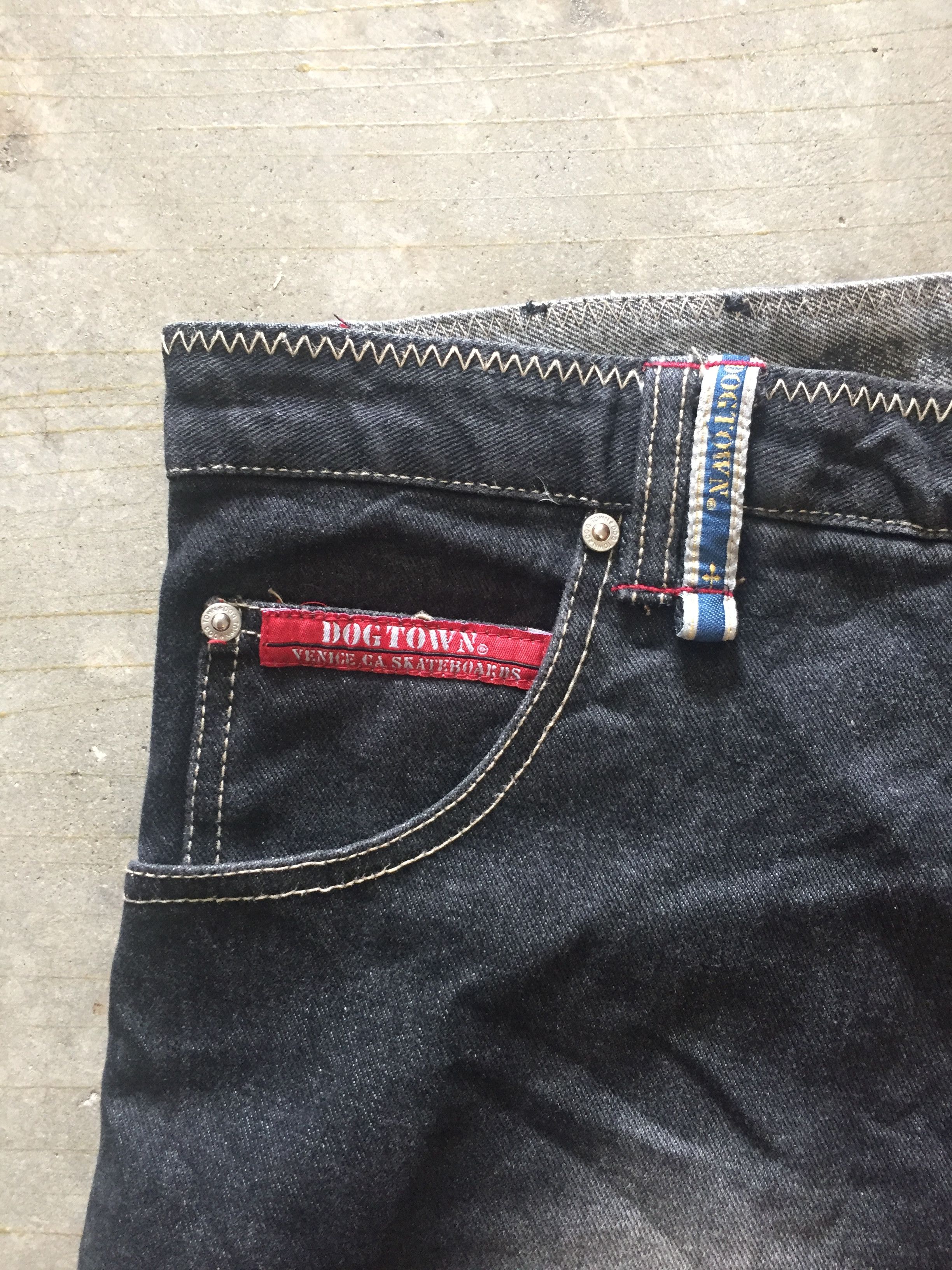 Dogtown 2000s Dogtown fringe distressed baggy carpenter denim Size US 34 / EU 50 - 5 Thumbnail