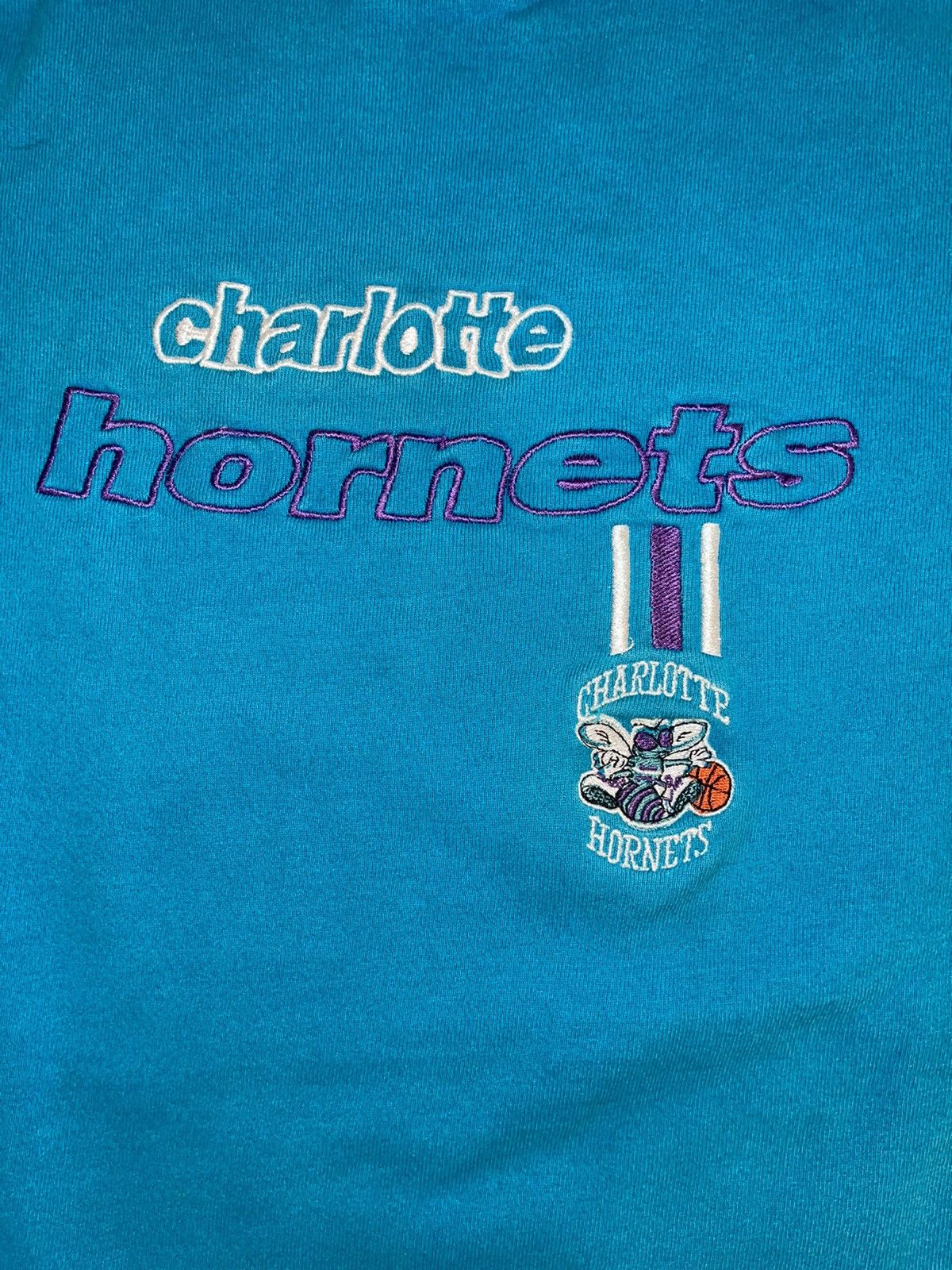 NBA × Vintage Vintage Charlotte Hornets Crewneck Size US XL / EU 56 / 4 - 2 Thumbnail