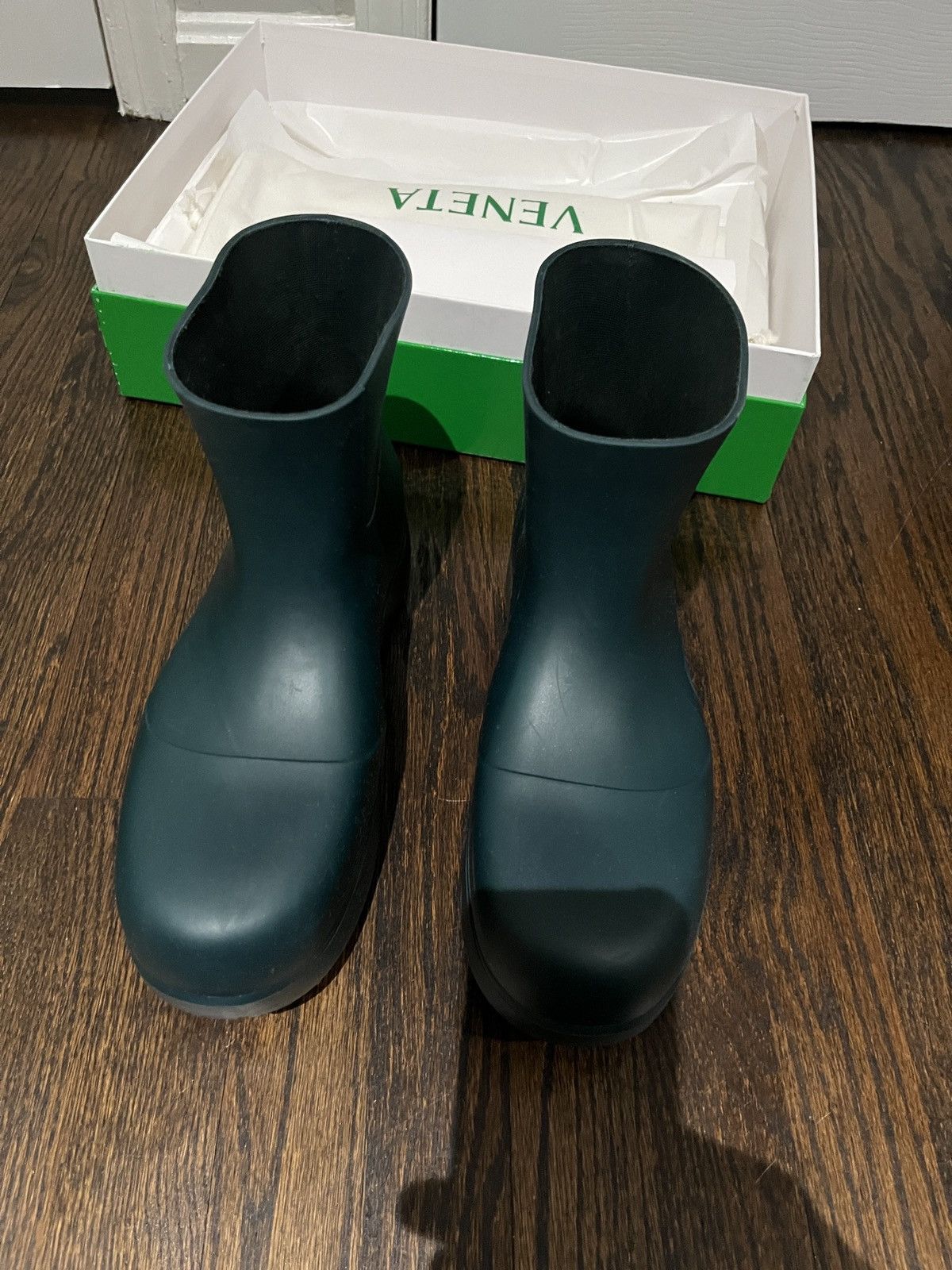 Bottega Veneta Bottega Veneta Puddle Chelsea Boots Size US 11 / EU 44 - 3 Thumbnail