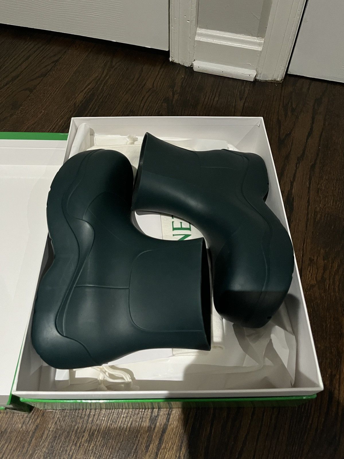 Bottega Veneta Bottega Veneta Puddle Chelsea Boots Size US 11 / EU 44 - 2 Thumbnail
