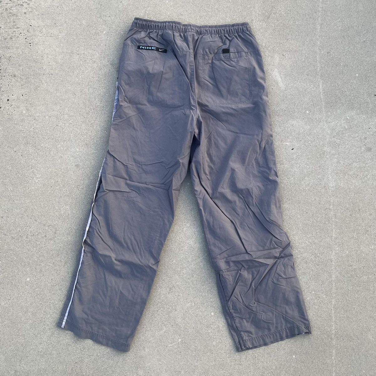 Nike Vintage Nike Track Pants Size US 32 / EU 48 - 2 Thumbnail