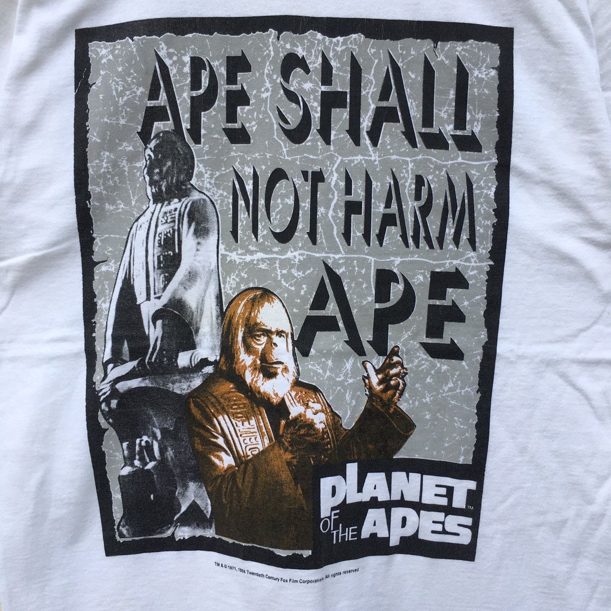Vintage Vintage PLANET OF THE APE MOSQUITOHEAD T-shirt Size US L / EU 52-54 / 3 - 5 Thumbnail