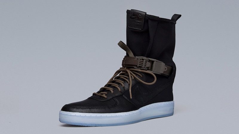 AF1 Downtown Hi SP Black/black-medium olive