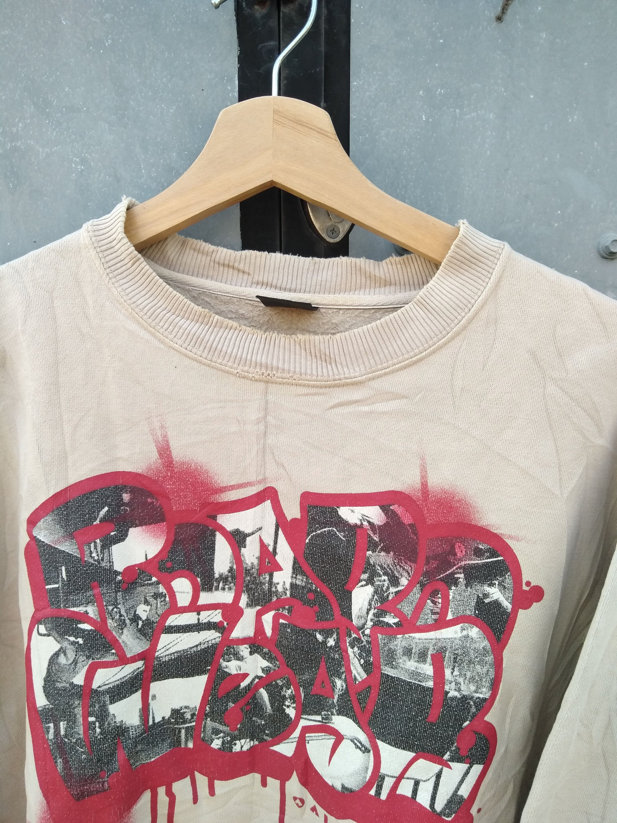 Airwalk VTG 90s AIRWALK BOARD WEAR SKATES DISTRESSED SWEATSHIRTS Size US L / EU 52-54 / 3 - 4 Thumbnail