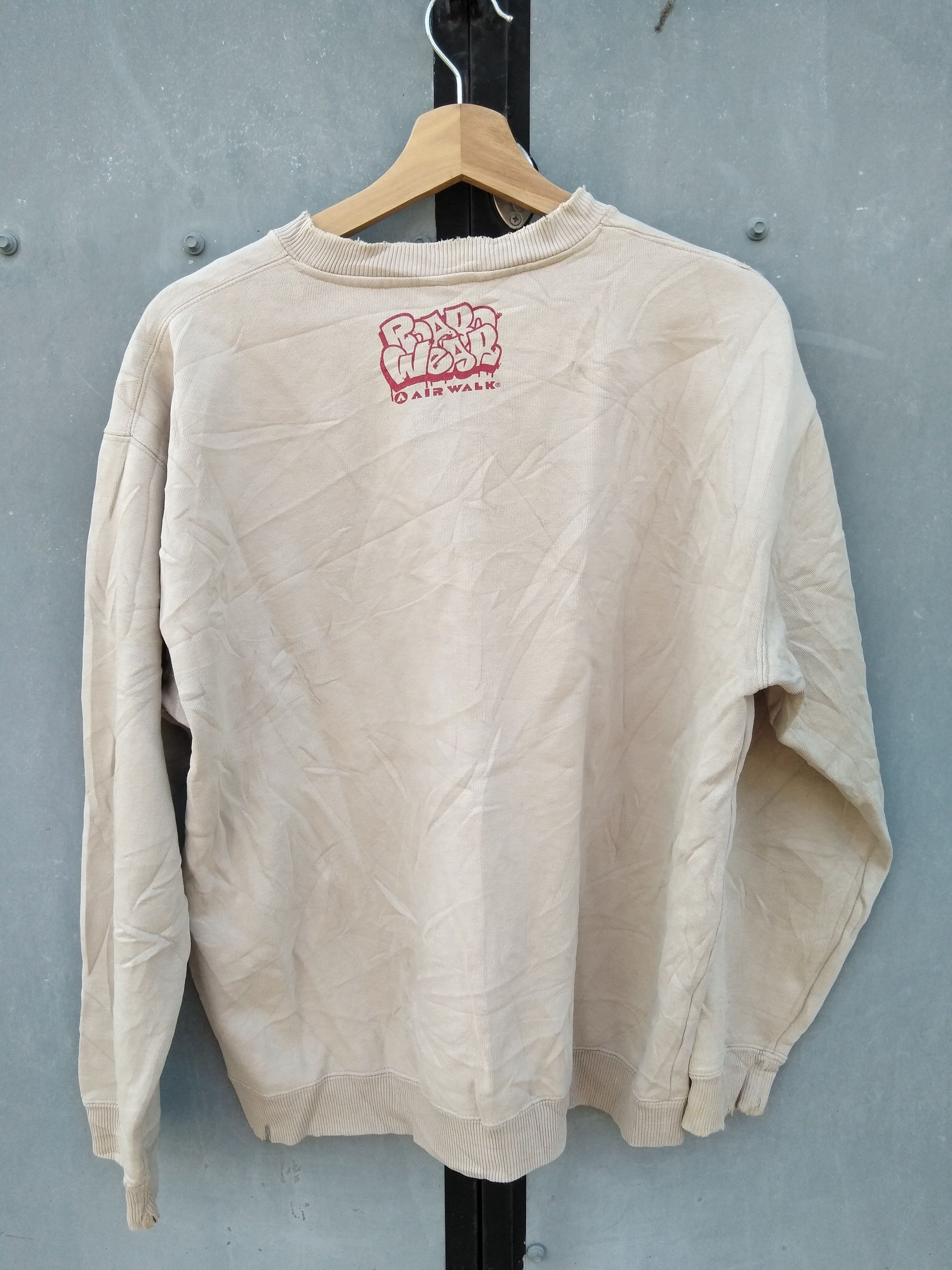 Airwalk VTG 90s AIRWALK BOARD WEAR SKATES DISTRESSED SWEATSHIRTS Size US L / EU 52-54 / 3 - 6 Thumbnail