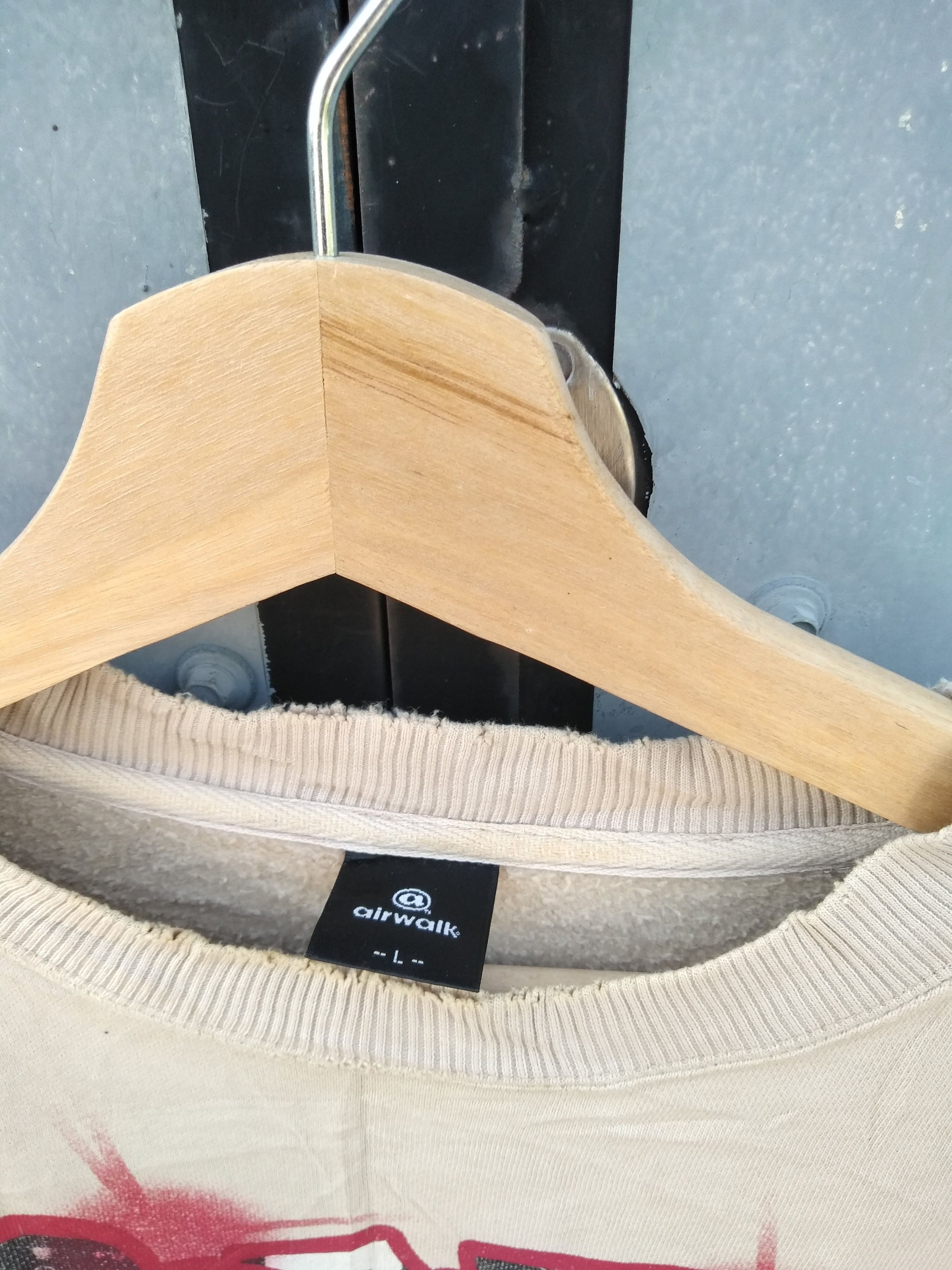 Airwalk VTG 90s AIRWALK BOARD WEAR SKATES DISTRESSED SWEATSHIRTS Size US L / EU 52-54 / 3 - 5 Thumbnail
