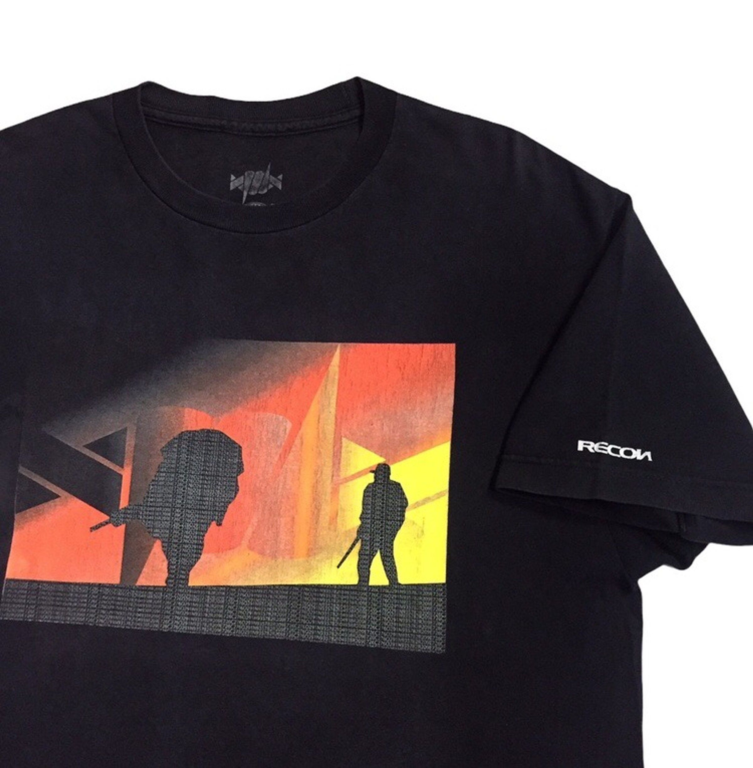 Japanese Brand RECON HUMAN WAR MOTIF STREETWEAR BRAND TSHIRT Size US L / EU 52-54 / 3 - 3 Thumbnail