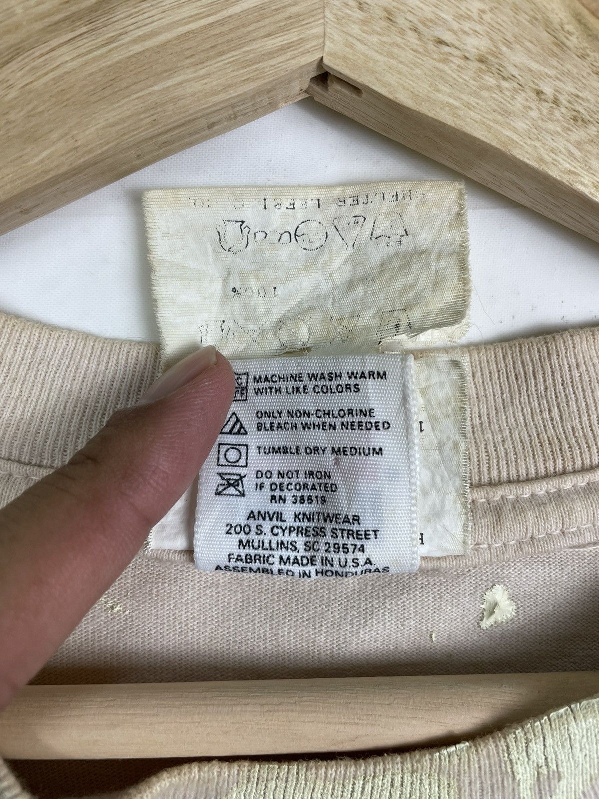 Designer × Vintage Shelter Lee Works 1999 Jellyfish Tee | RARE Japan Artwear Size US M / EU 48-50 / 2 - 5 Thumbnail