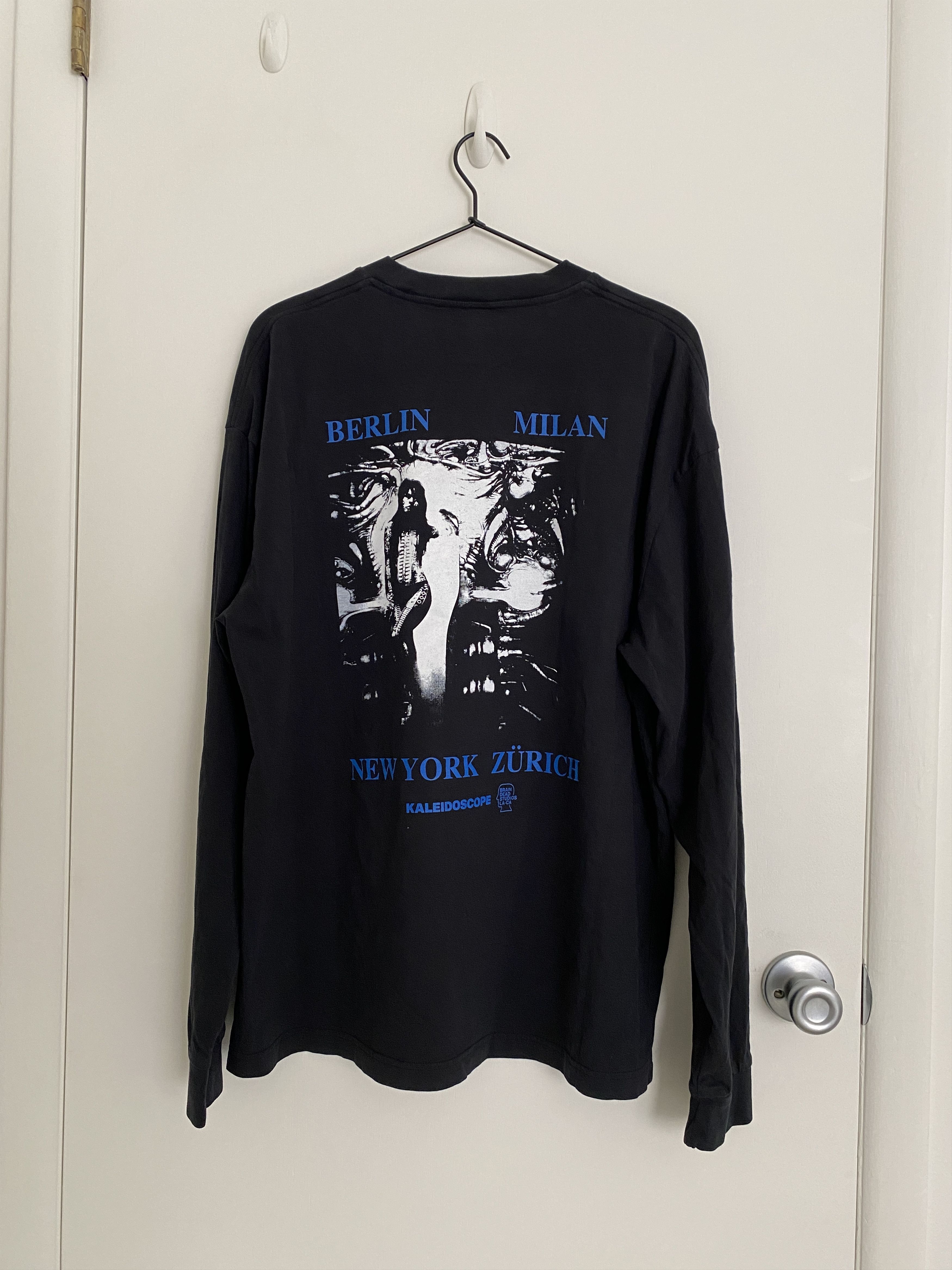 THE MUSEUM VISITOR★韓国★FULL PRINTING LONG SLEEVE (BLACK) Vincent & Vans t shirt long sleeve Van Gogh Art Museum Skull