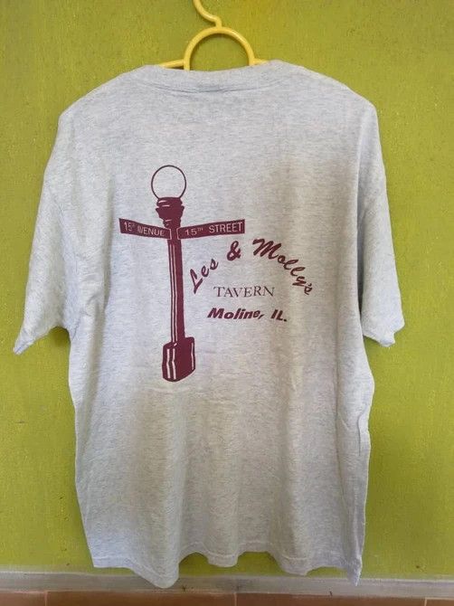 Fruit Of The Loom LES & MOLLY'S TAVERN TEE Size US L / EU 52-54 / 3 - 1 Thumbnail