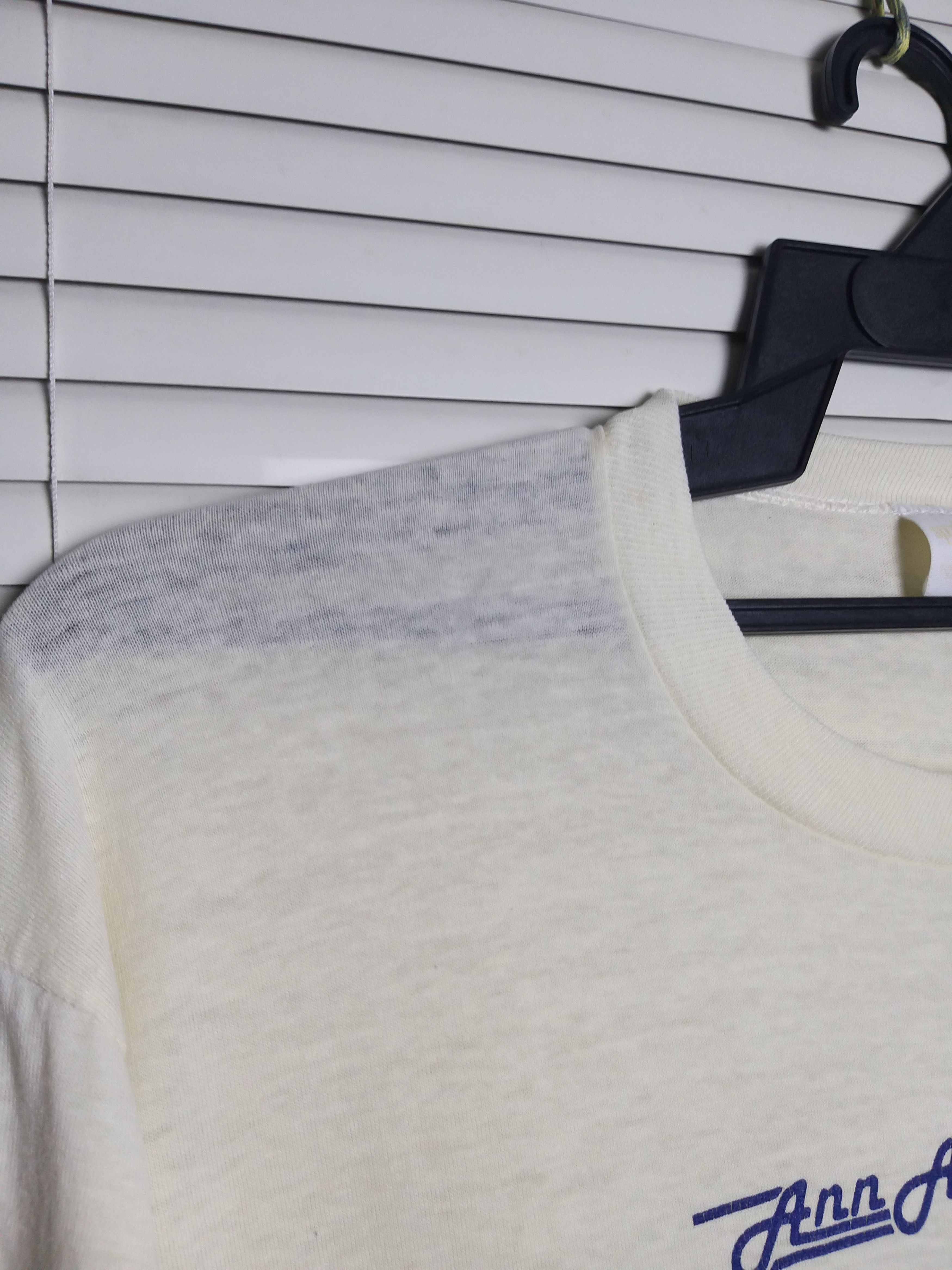 Vintage RARE🔥🔥VTG 80'S MICHIGAN BIG 10 RUN NIKE SHOES L/S SHIRT Size US L / EU 52-54 / 3 - 7 Thumbnail