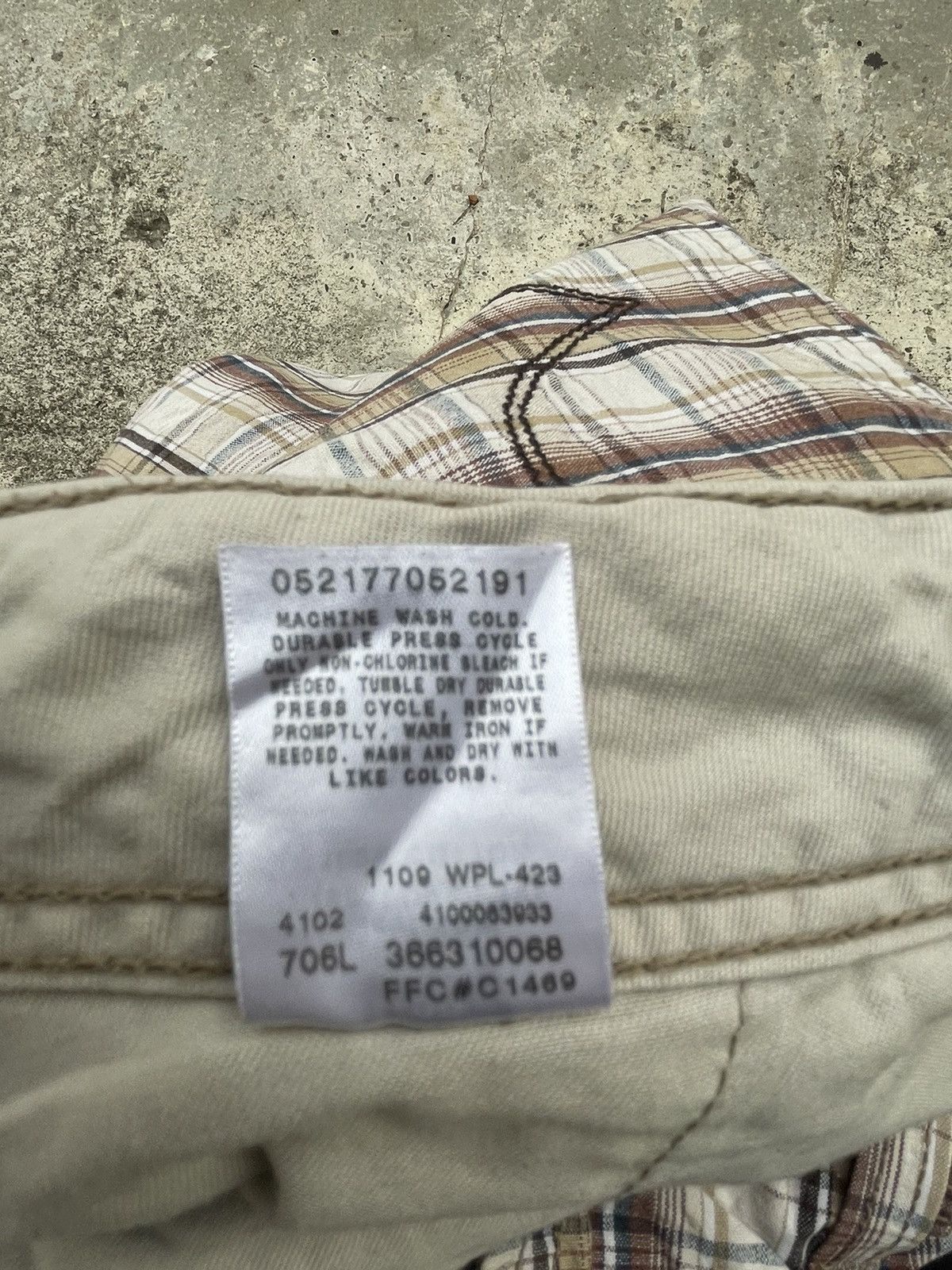 Levi's Levi’s Cargo Shorts Pants Size US 41 - 14 Thumbnail