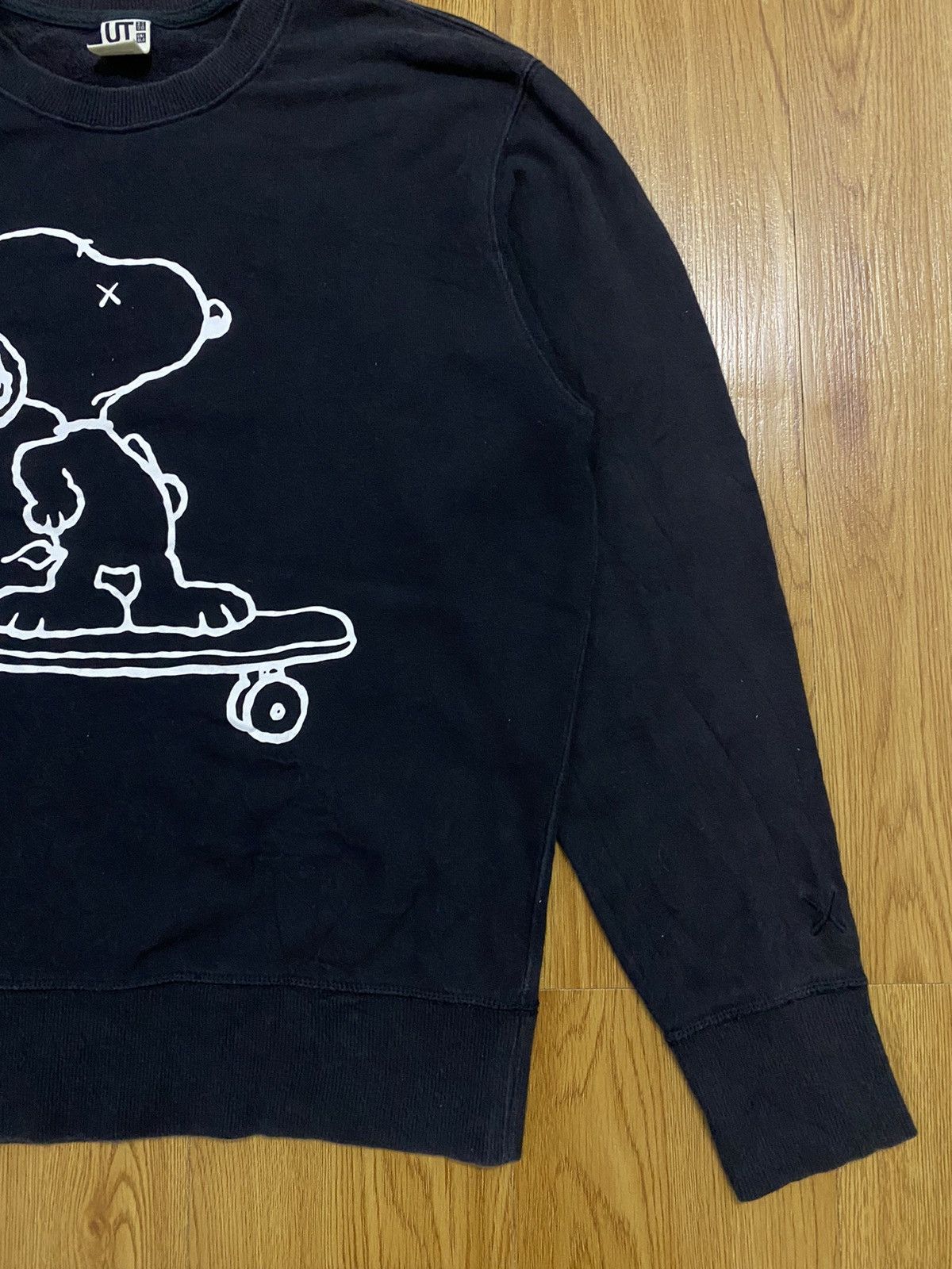 Kaws × Peanuts Uniqlo Kaws X Peanut Big Logo Sweatshirt Size US S / EU 44-46 / 1 - 2 Thumbnail