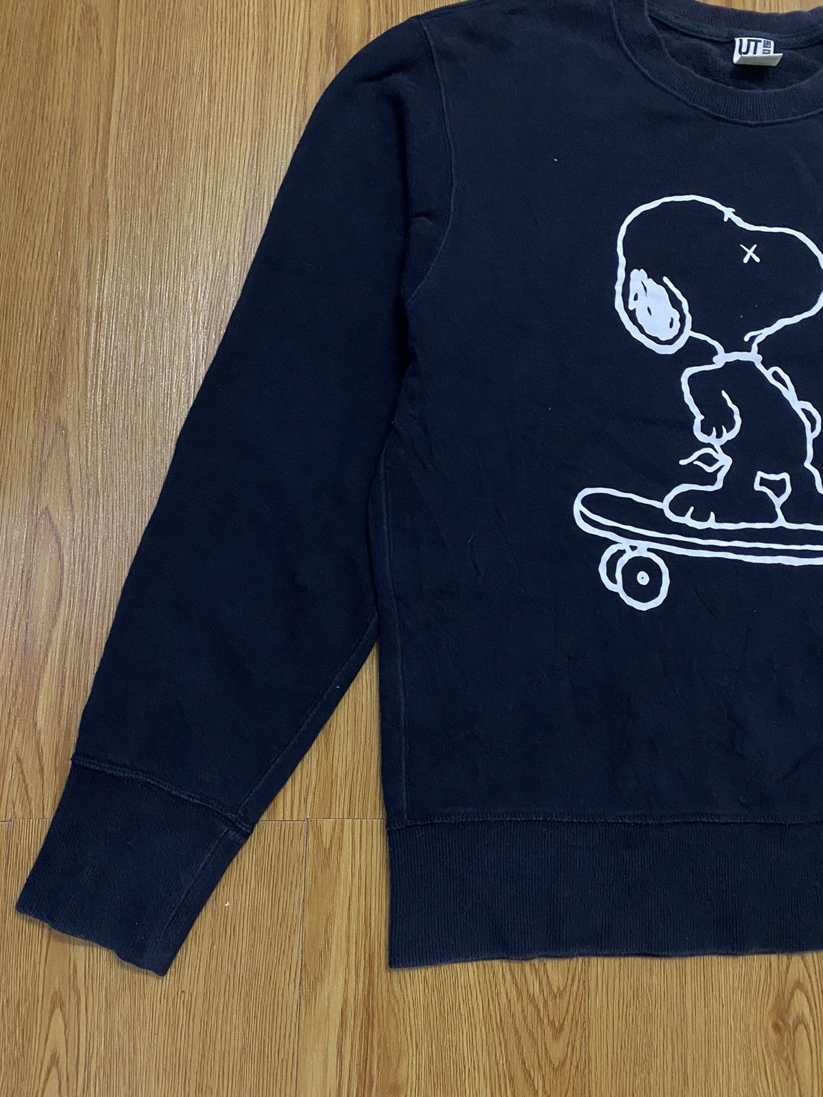 Kaws × Peanuts Uniqlo Kaws X Peanut Big Logo Sweatshirt Size US S / EU 44-46 / 1 - 3 Thumbnail