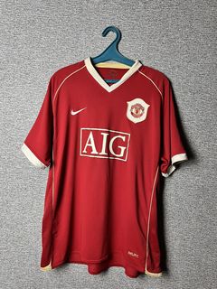 Shop Nike Fit Manchester United AIG White Jersey