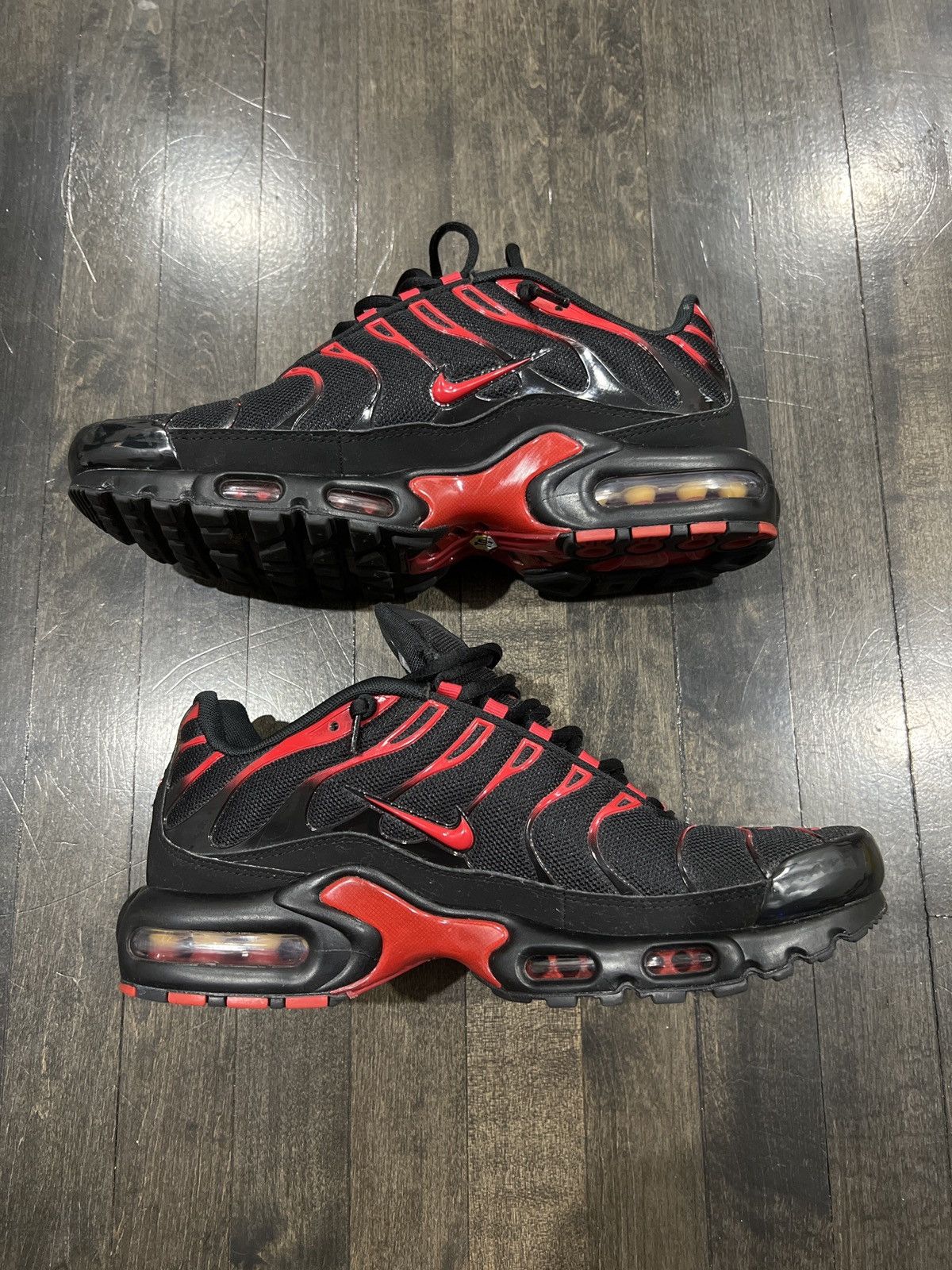 Nike Air Max Plus TN Size US 9.5 / EU 42-43 - 2 Thumbnail