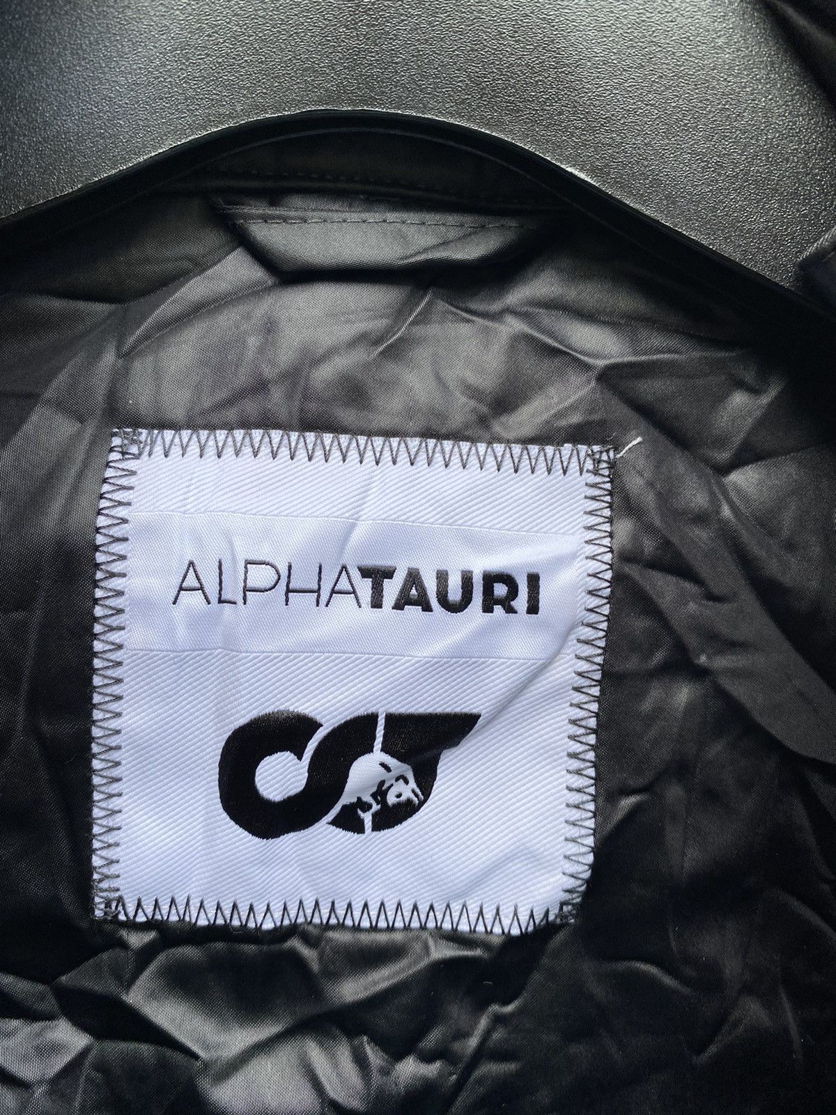 Alpha Industries ALPHATAURI Kory V2.Y0.02 Parka Jacket Size US S / EU 44-46 / 1 - 4 Thumbnail