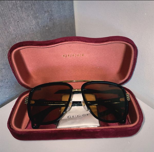 Gucci best sale gg0448s 002