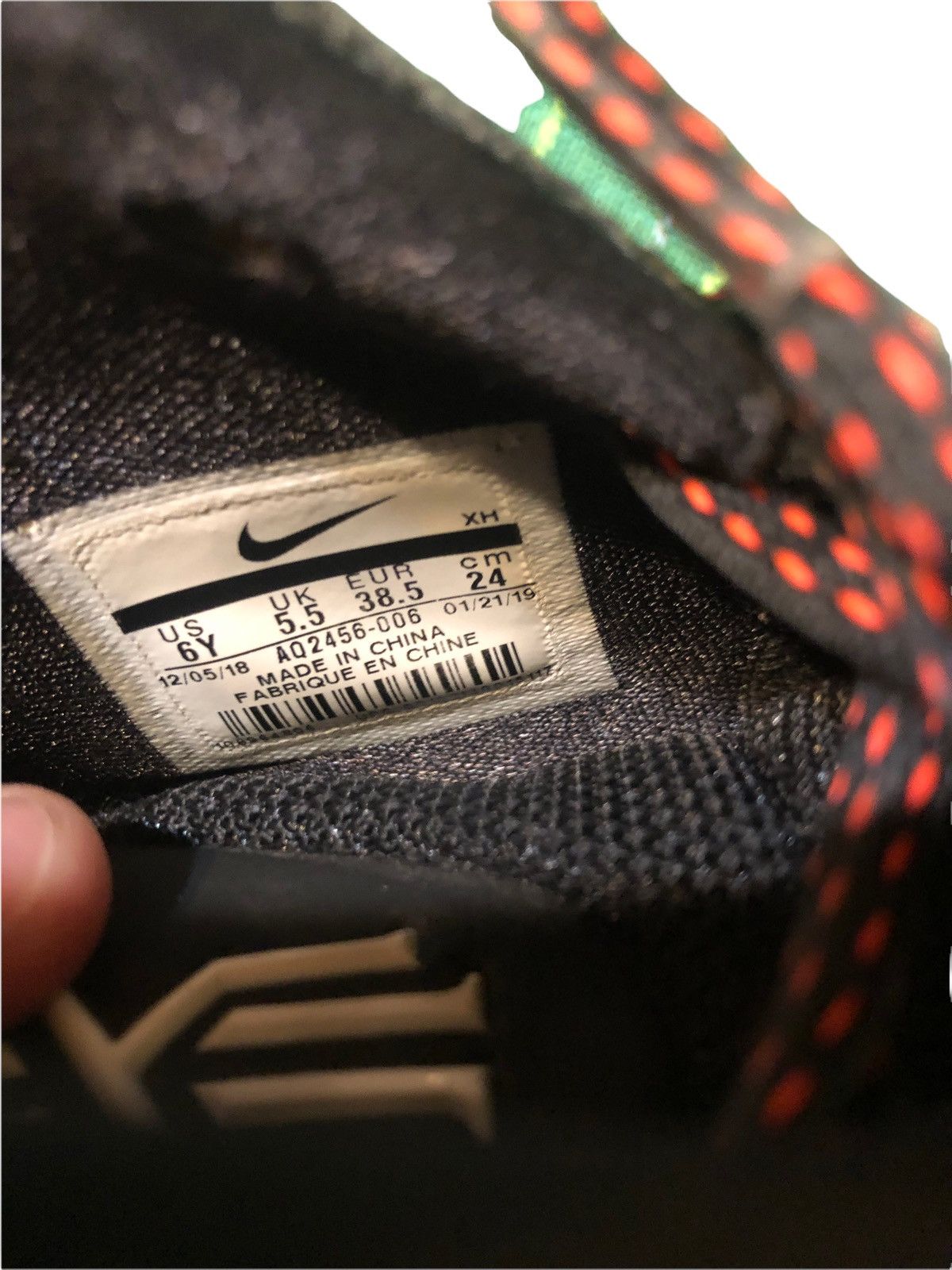 Kyrie friends size 6 deals