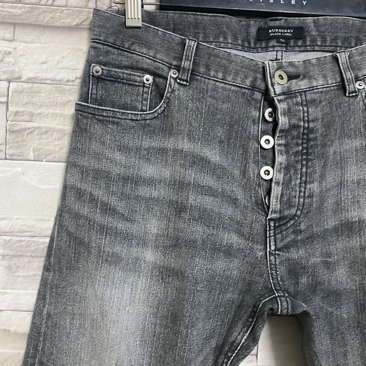 Burberry Vintage Burberry Black Label Denim Jeans Light Wash 30x33 Size US 30 / EU 46 - 7 Thumbnail