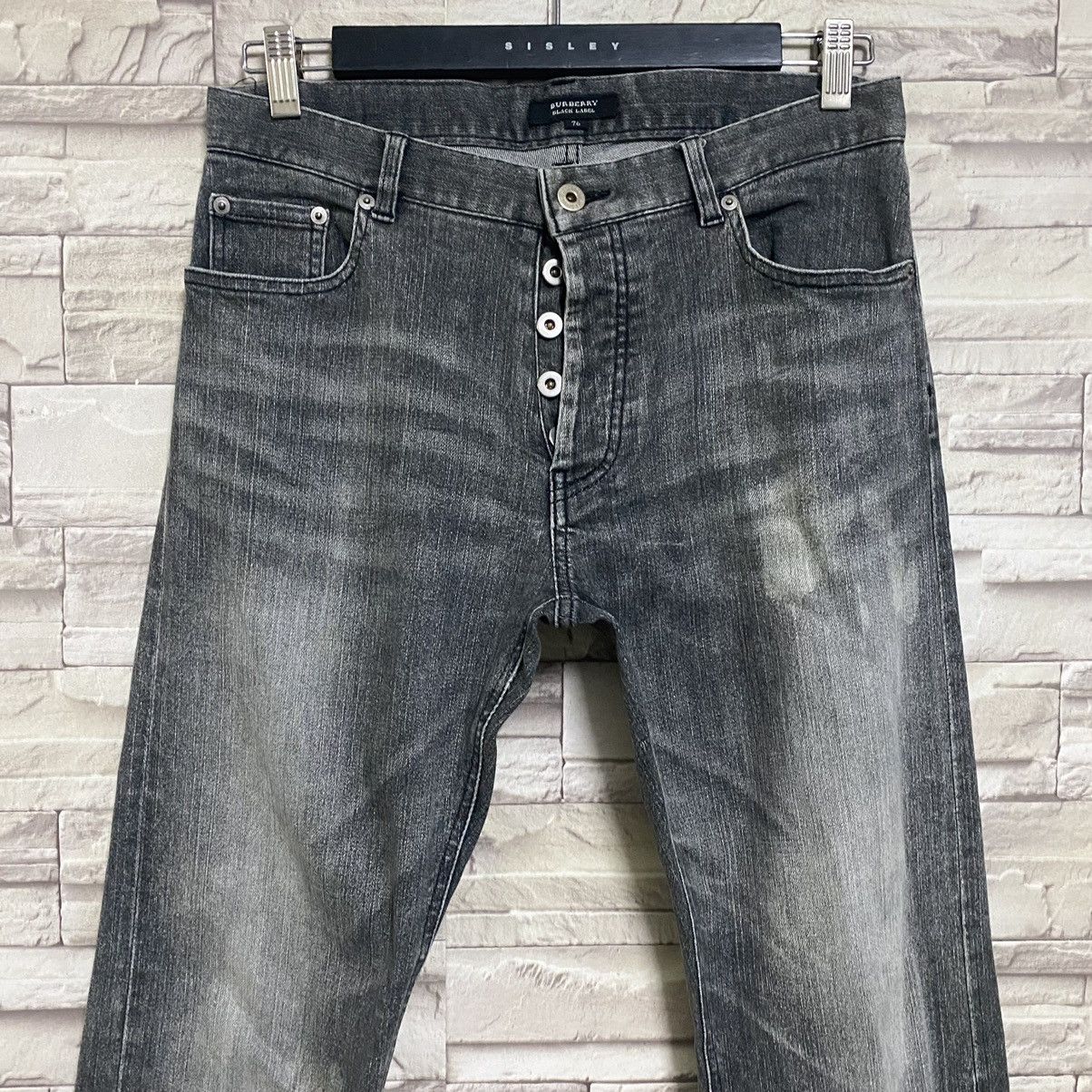 Burberry Vintage Burberry Black Label Denim Jeans Light Wash 30x33 Size US 30 / EU 46 - 4 Thumbnail