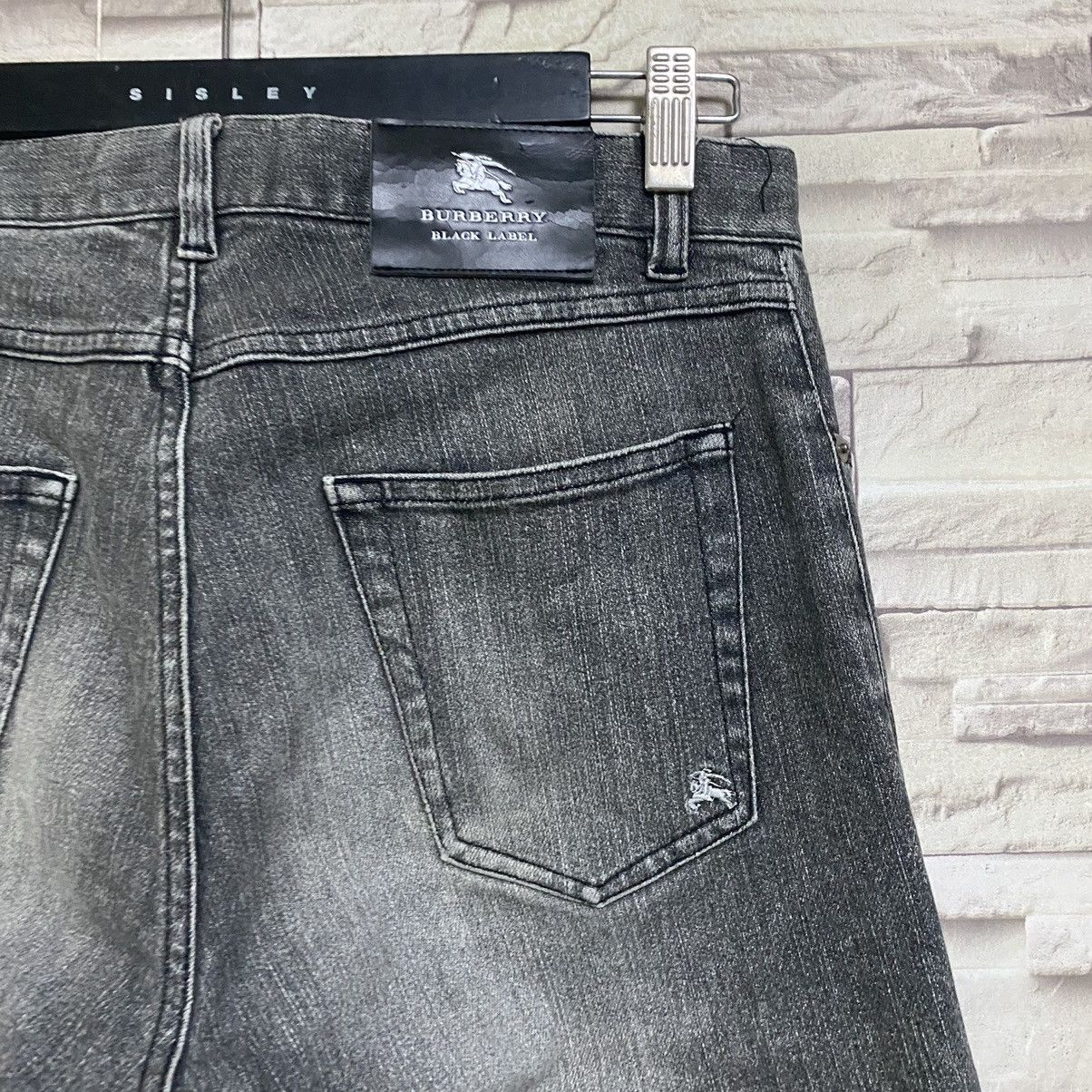 Burberry Vintage Burberry Black Label Denim Jeans Light Wash 30x33 Size US 30 / EU 46 - 11 Thumbnail