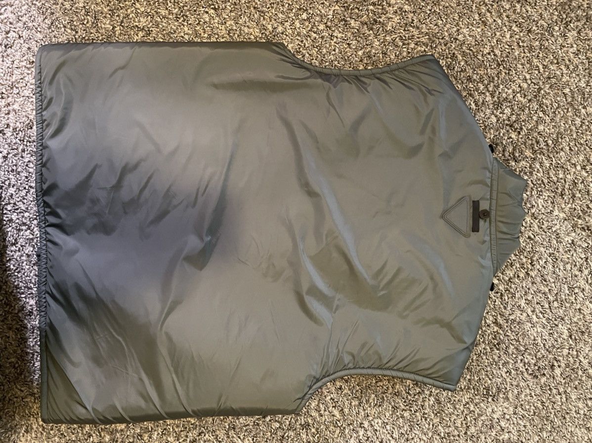 Prada Rare Prada padded nylon rubber patch vest / gilet Size US S / EU 44-46 / 1 - 7 Thumbnail