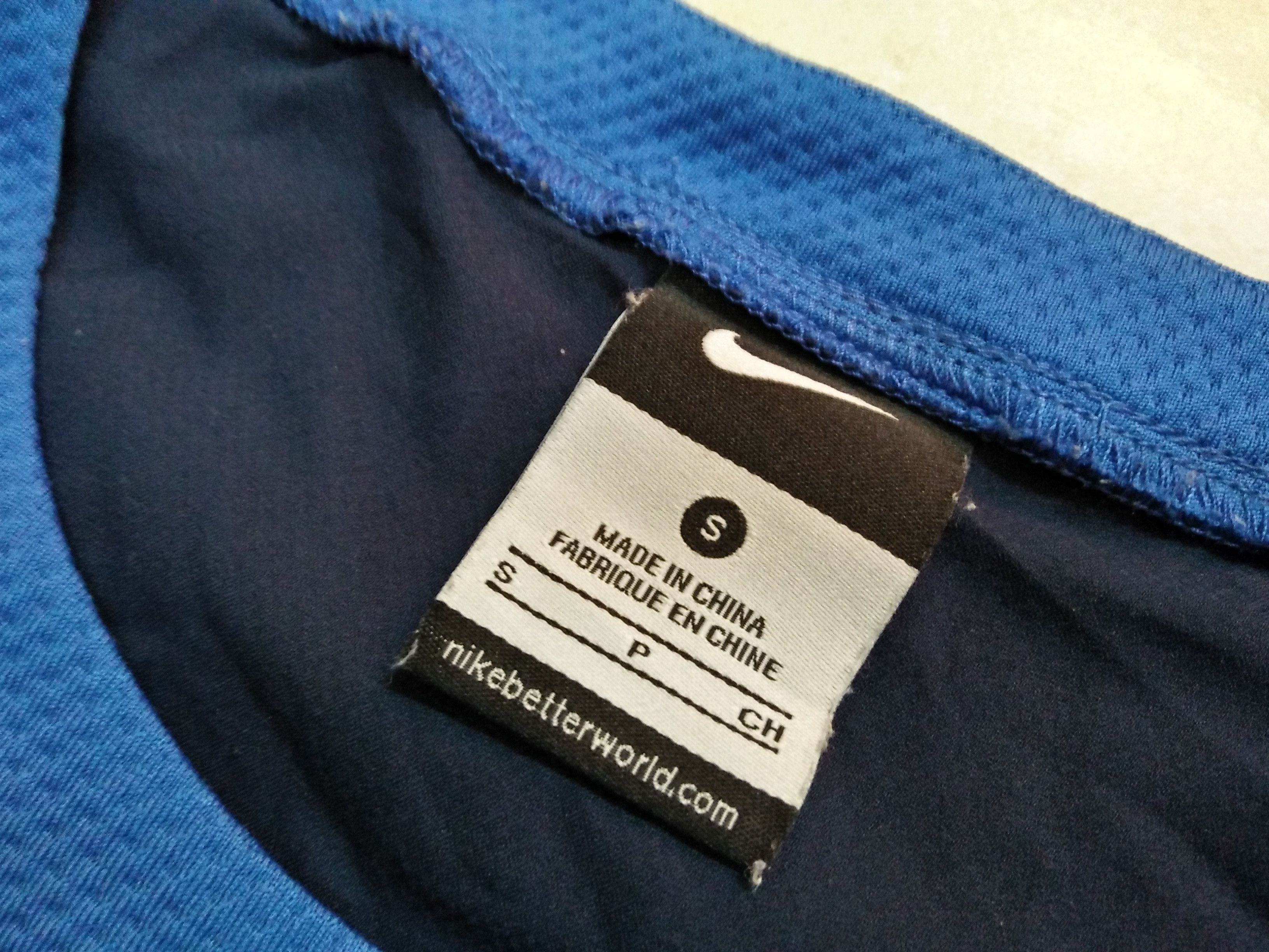 Nike NIKE NFTB Printed Big Skulls Graphic Blue Jersey Tee Size US S / EU 44-46 / 1 - 7 Thumbnail