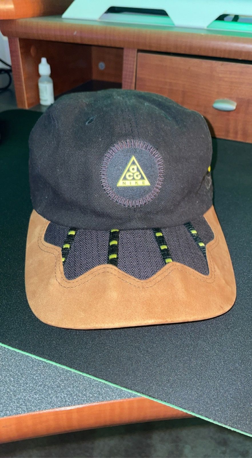 Vtg Nike Golf Cap Hat Brown Leather Bill Strapback Metal