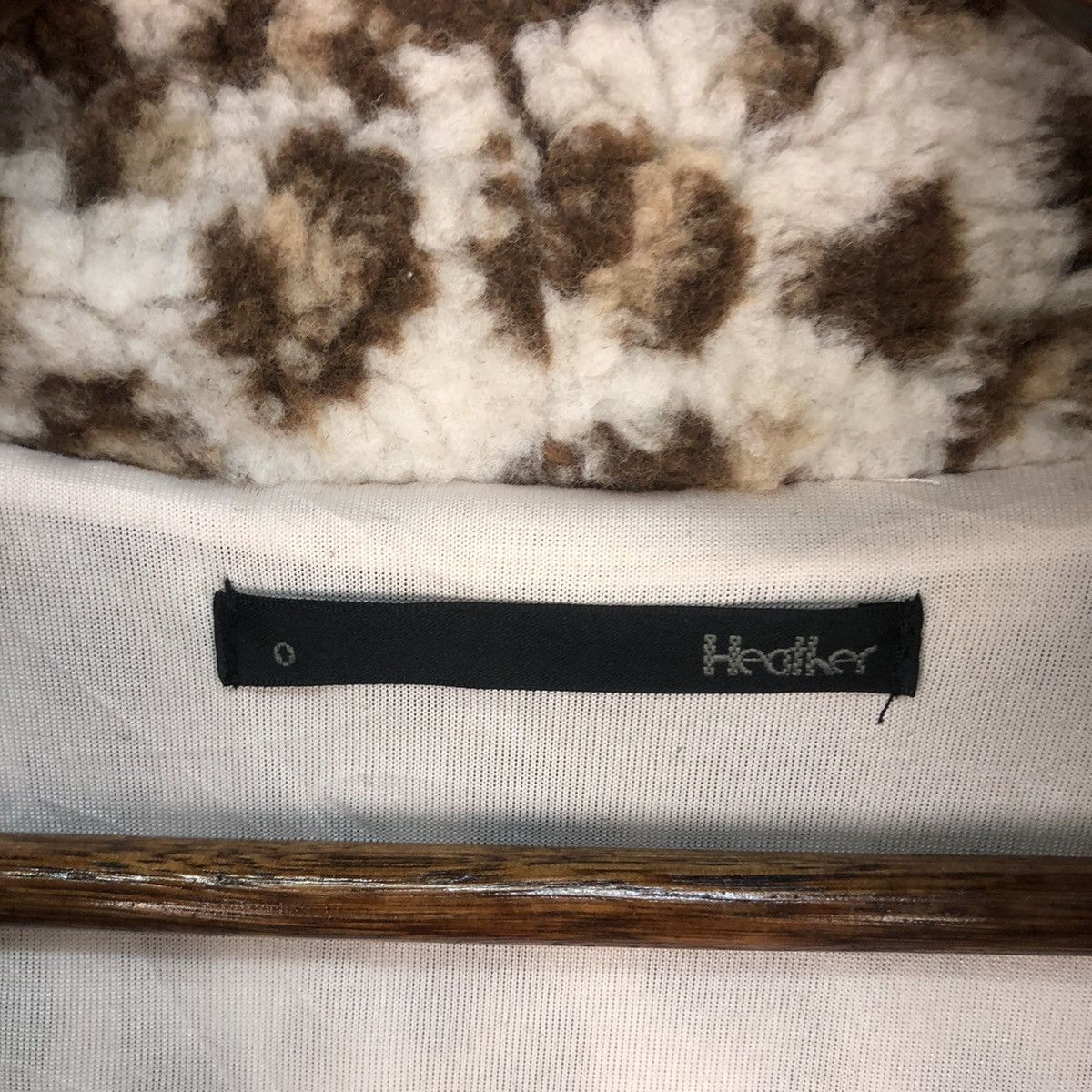 Japanese Brand × Vintage Vintage Leopard Deep Pile Fleece Hoodie Size US S / EU 44-46 / 1 - 8 Thumbnail