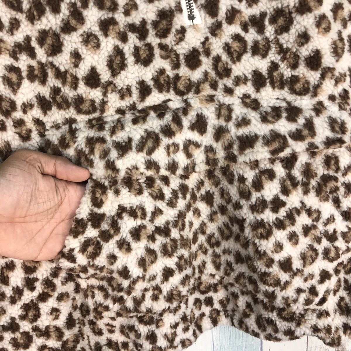 Japanese Brand × Vintage Vintage Leopard Deep Pile Fleece Hoodie Size US S / EU 44-46 / 1 - 6 Thumbnail
