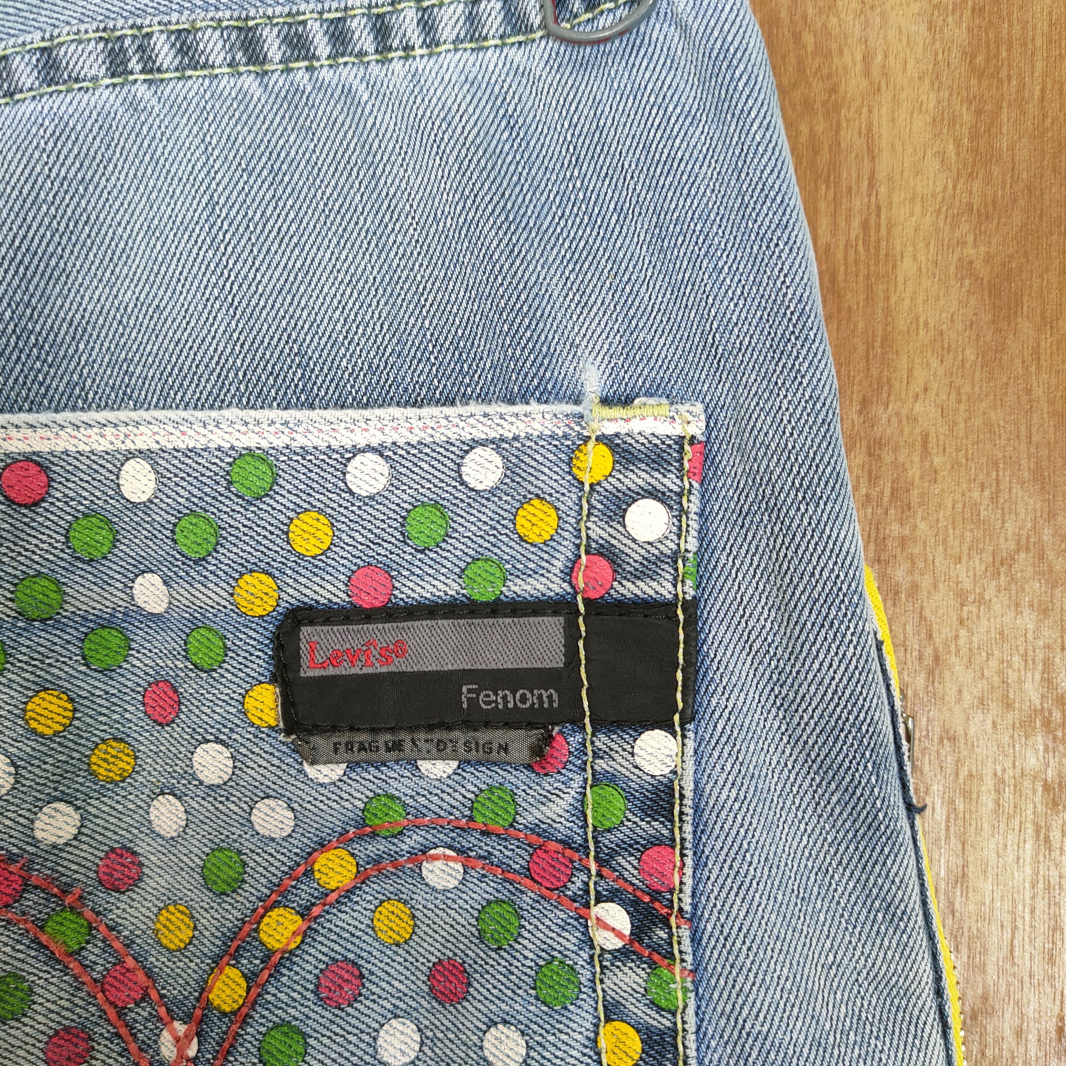 Levi's Vintage Clothing LEVI'S FADED LIGHT BLUE JEANS DENIM PANTS Size US 34 / EU 50 - 13 Thumbnail