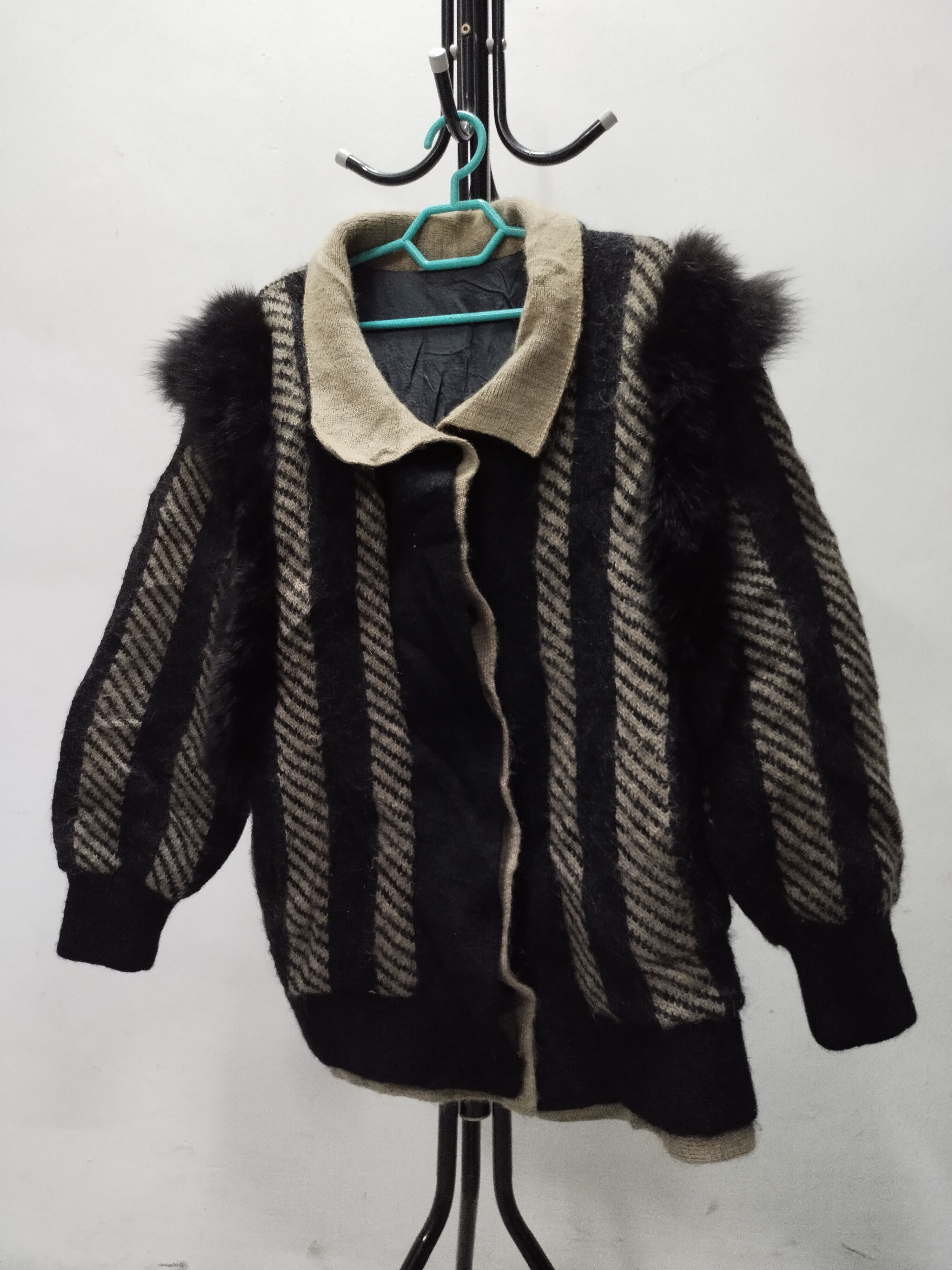 If Six Was Nine × Japanese Brand Vintage Men's Josephine Fox Fur Wool Coat Jacket Size US L / EU 52-54 / 3 - 1 Thumbnail
