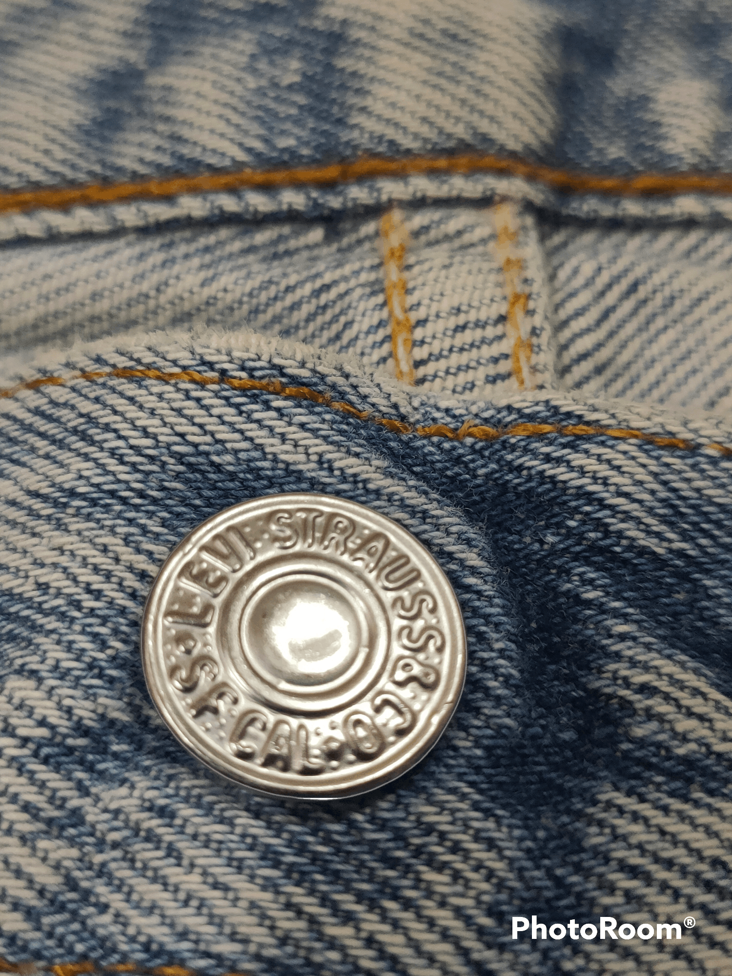 Levi's Vintage Clothing Levi's 501 button fly distressed denim jeans vintage Size US 32 / EU 48 - 4 Thumbnail