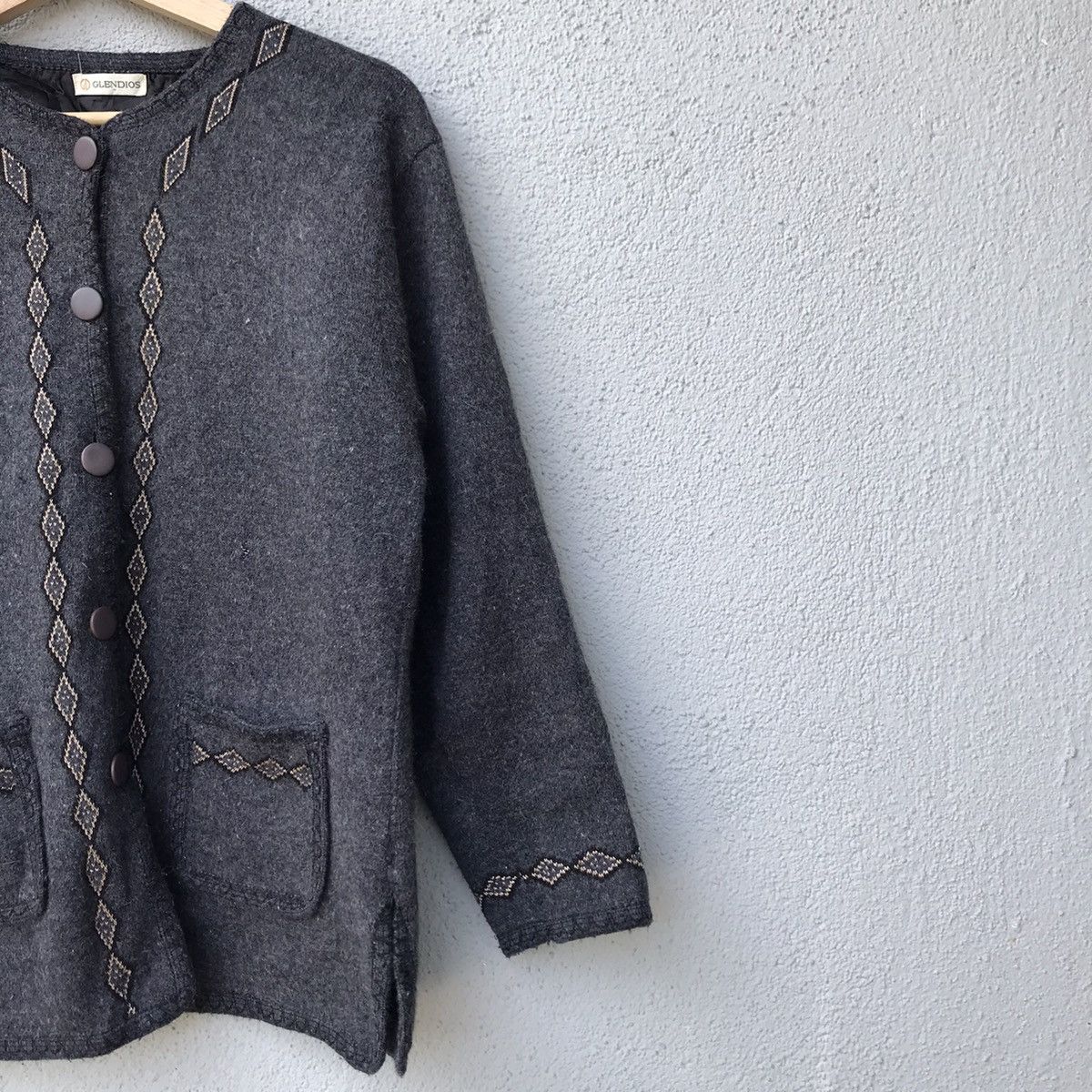 Aran Isles Knitwear × Homespun Knitwear × Vintage Vintage Glendios Navajo Style Button Up Knitwear Size US M / EU 48-50 / 2 - 5 Thumbnail