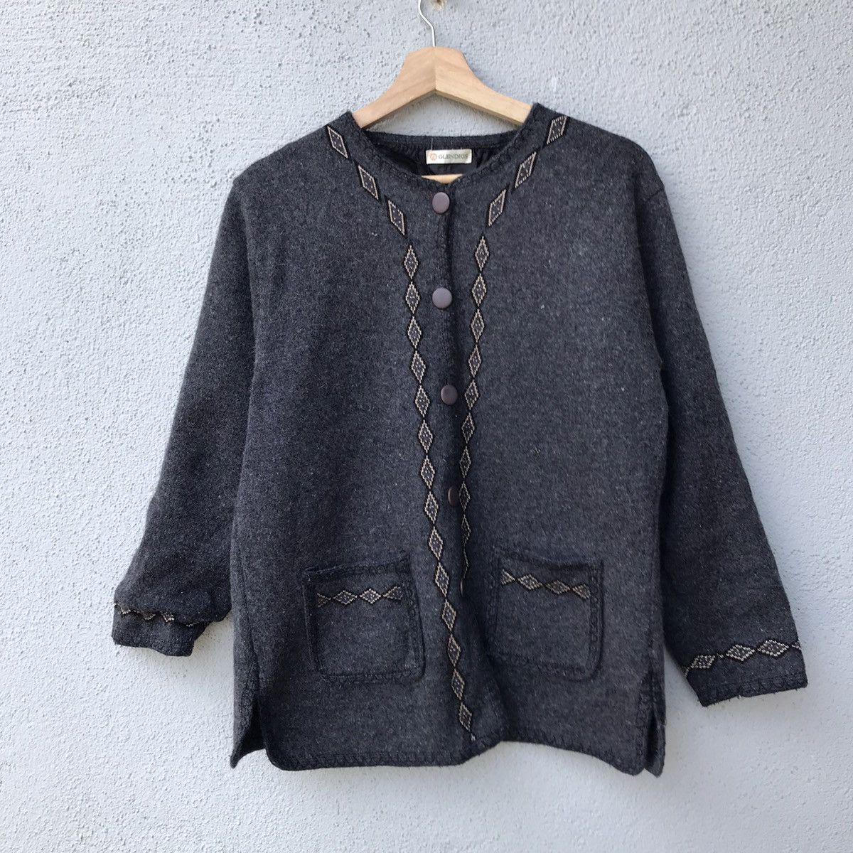 Aran Isles Knitwear × Homespun Knitwear × Vintage Vintage Glendios Navajo Style Button Up Knitwear Size US M / EU 48-50 / 2 - 1 Thumbnail