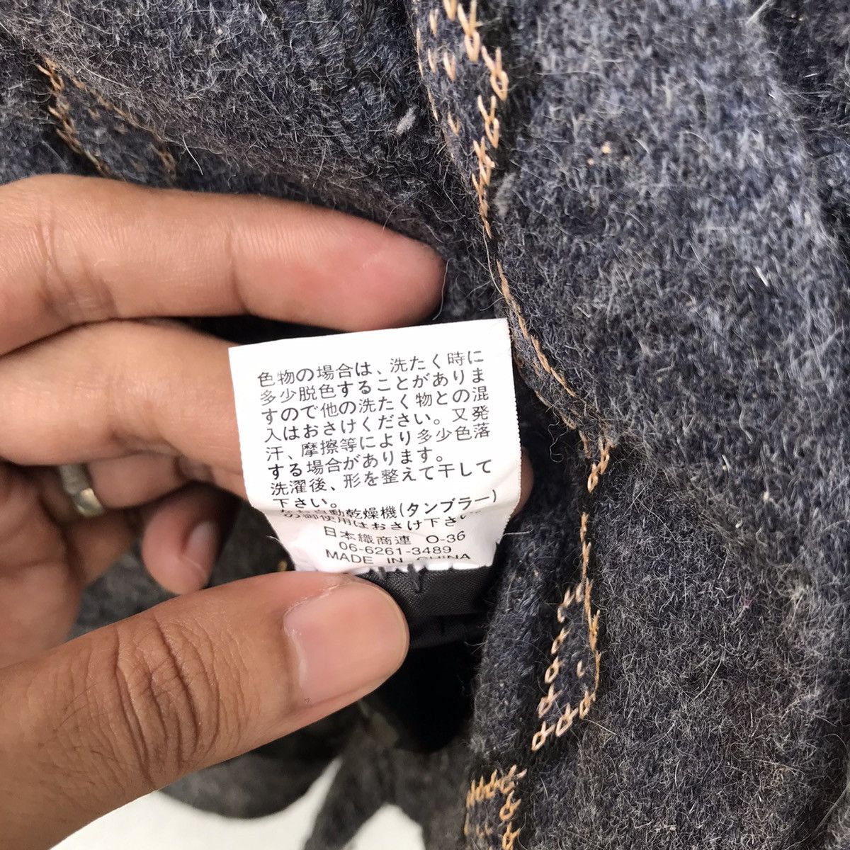 Aran Isles Knitwear × Homespun Knitwear × Vintage Vintage Glendios Navajo Style Button Up Knitwear Size US M / EU 48-50 / 2 - 9 Thumbnail