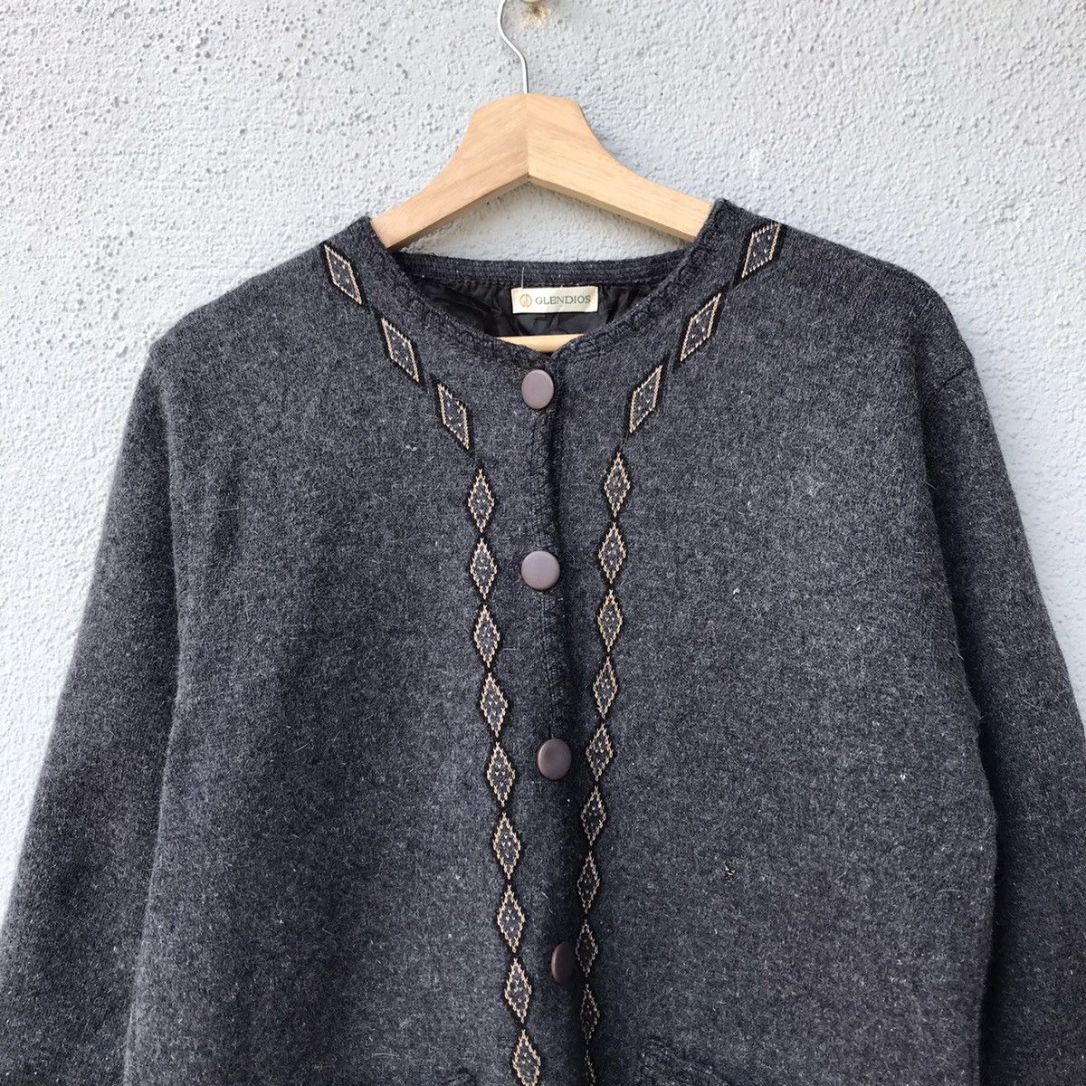 Aran Isles Knitwear × Homespun Knitwear × Vintage Vintage Glendios Navajo Style Button Up Knitwear Size US M / EU 48-50 / 2 - 2 Thumbnail