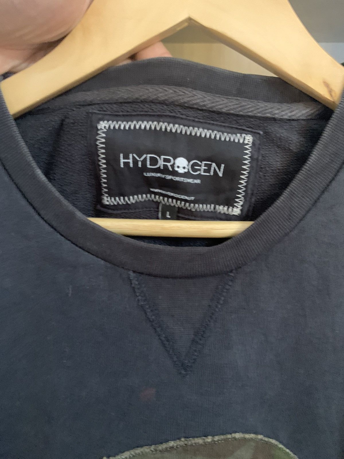 HYDROGEN Hydrogen luxury sportswear skull camo backhit number 17 Size US L / EU 52-54 / 3 - 4 Thumbnail