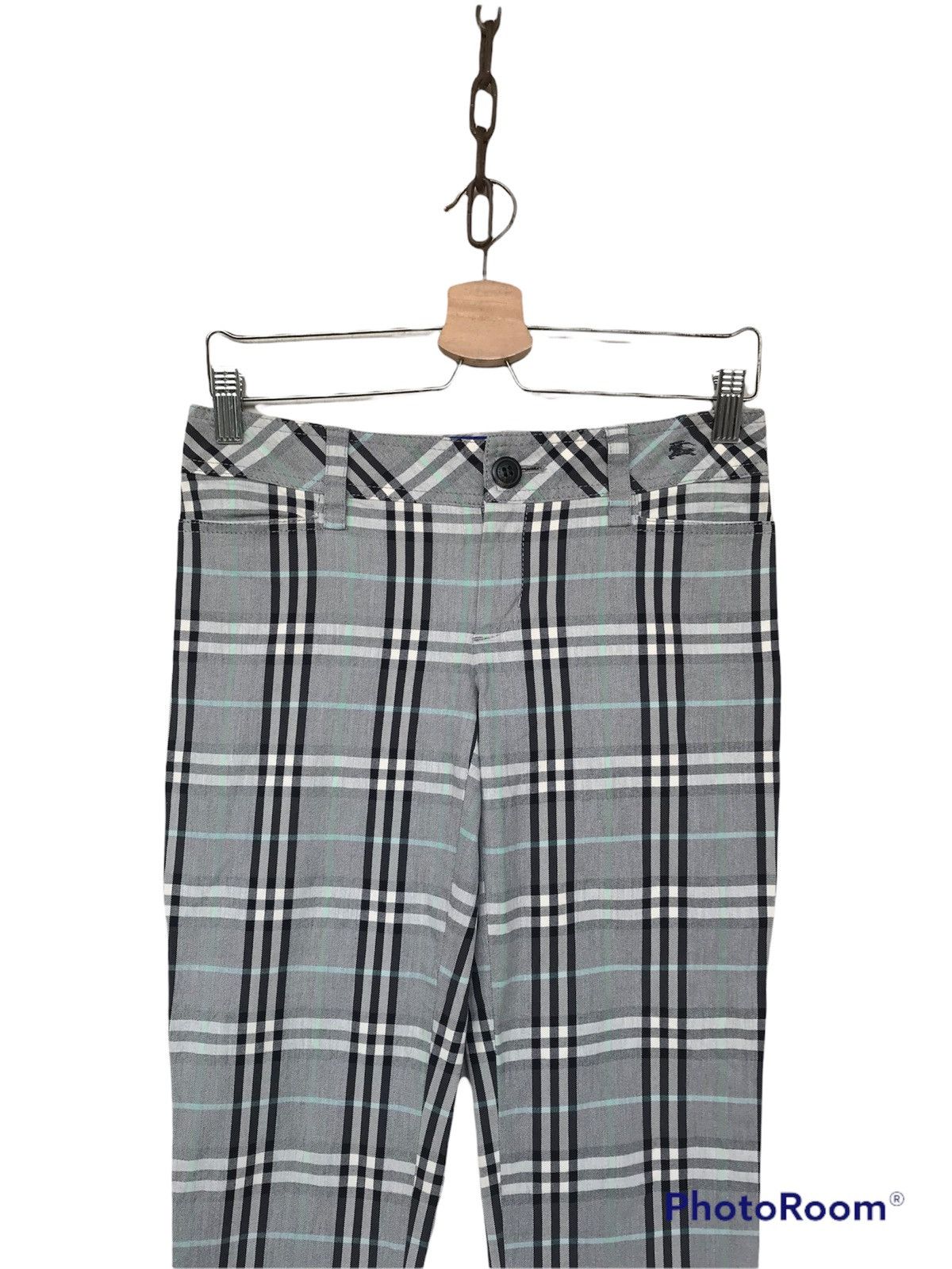 Burberry Burberry Novacheck ShortPant Size 28" / US 6 / IT 42 - 4 Thumbnail