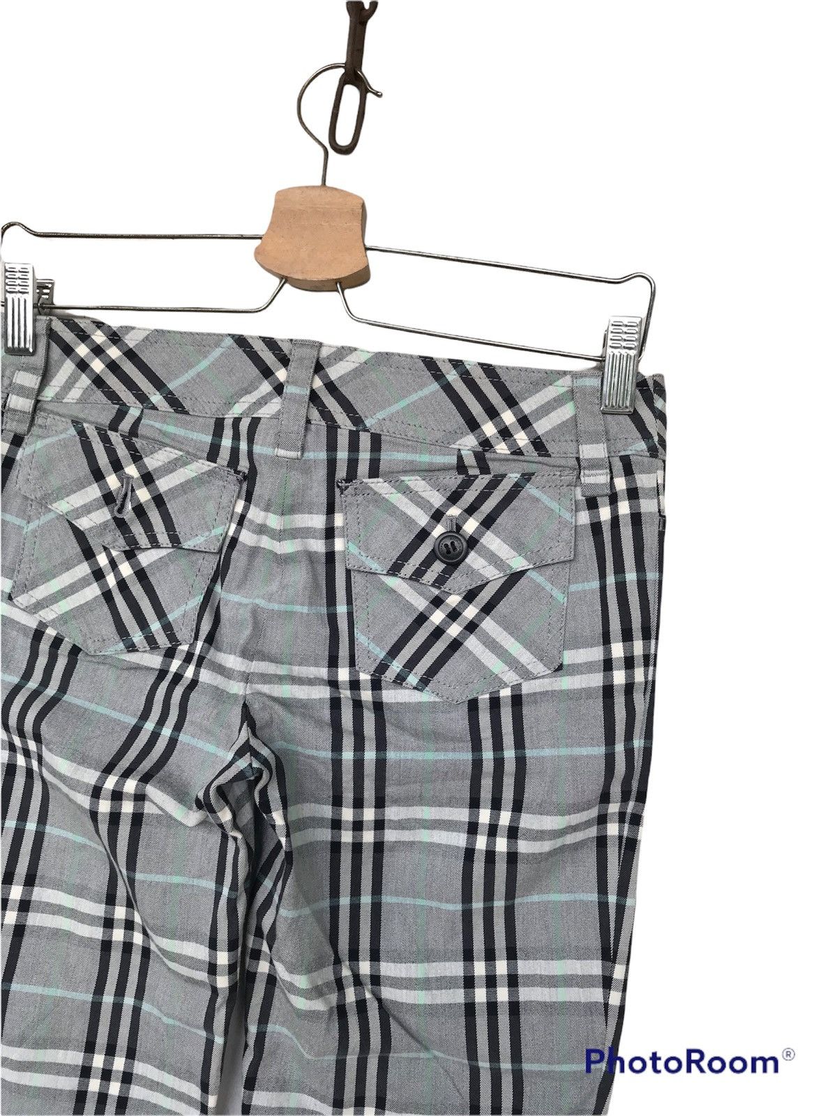 Burberry Burberry Novacheck ShortPant Size 28" / US 6 / IT 42 - 5 Thumbnail